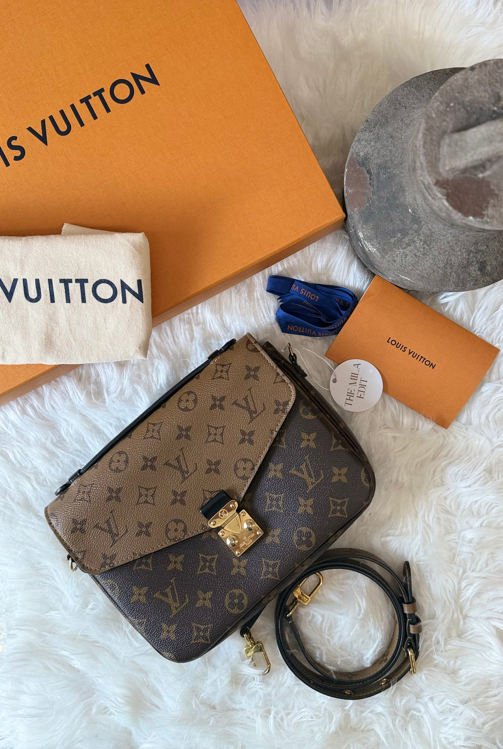 LOUIS VUITTON MONOGRAM POCHETTE METIS