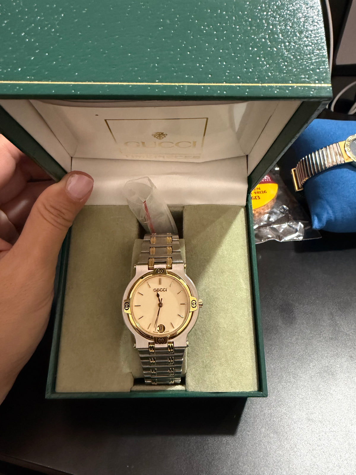 GUCCI 9000M TWO-TONE WATCH