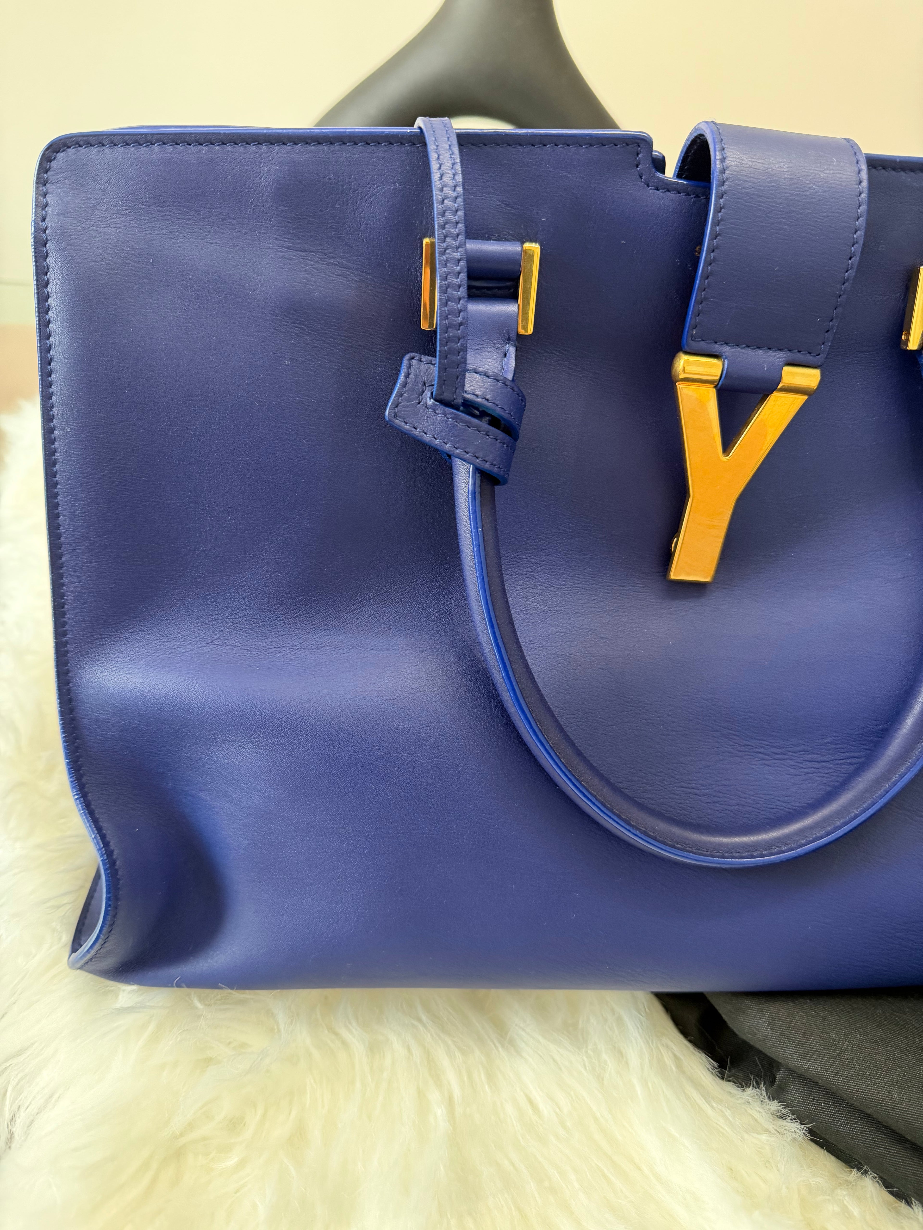 SAINT LAURENT CHYC Cabas Y Logo HANDBAG