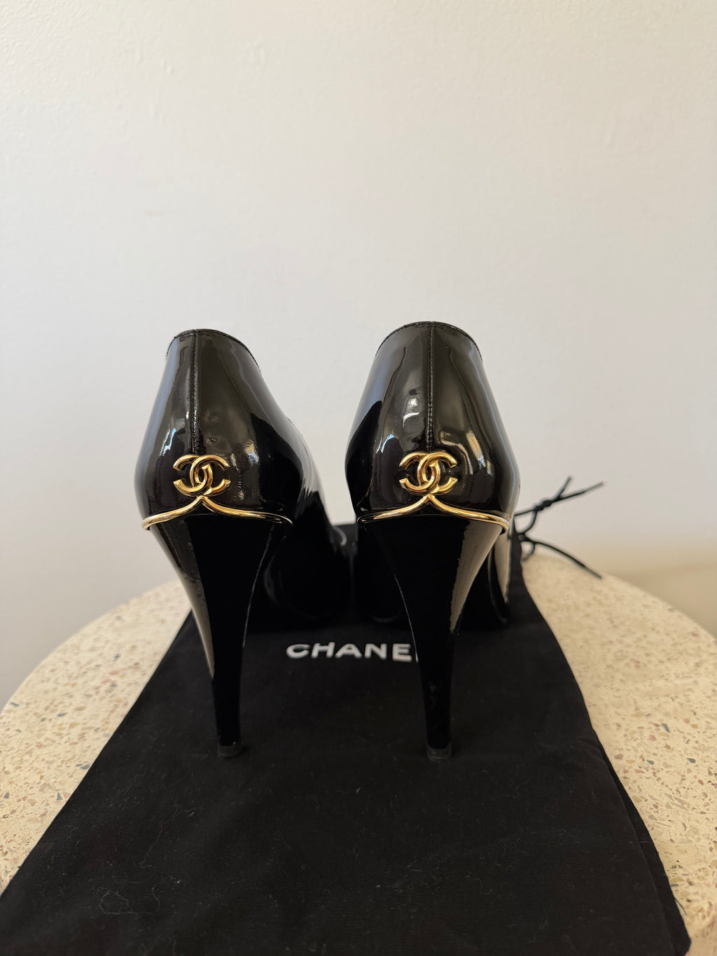 CHANEL CC PATENT LEATHER PEEP TOE PUMPS