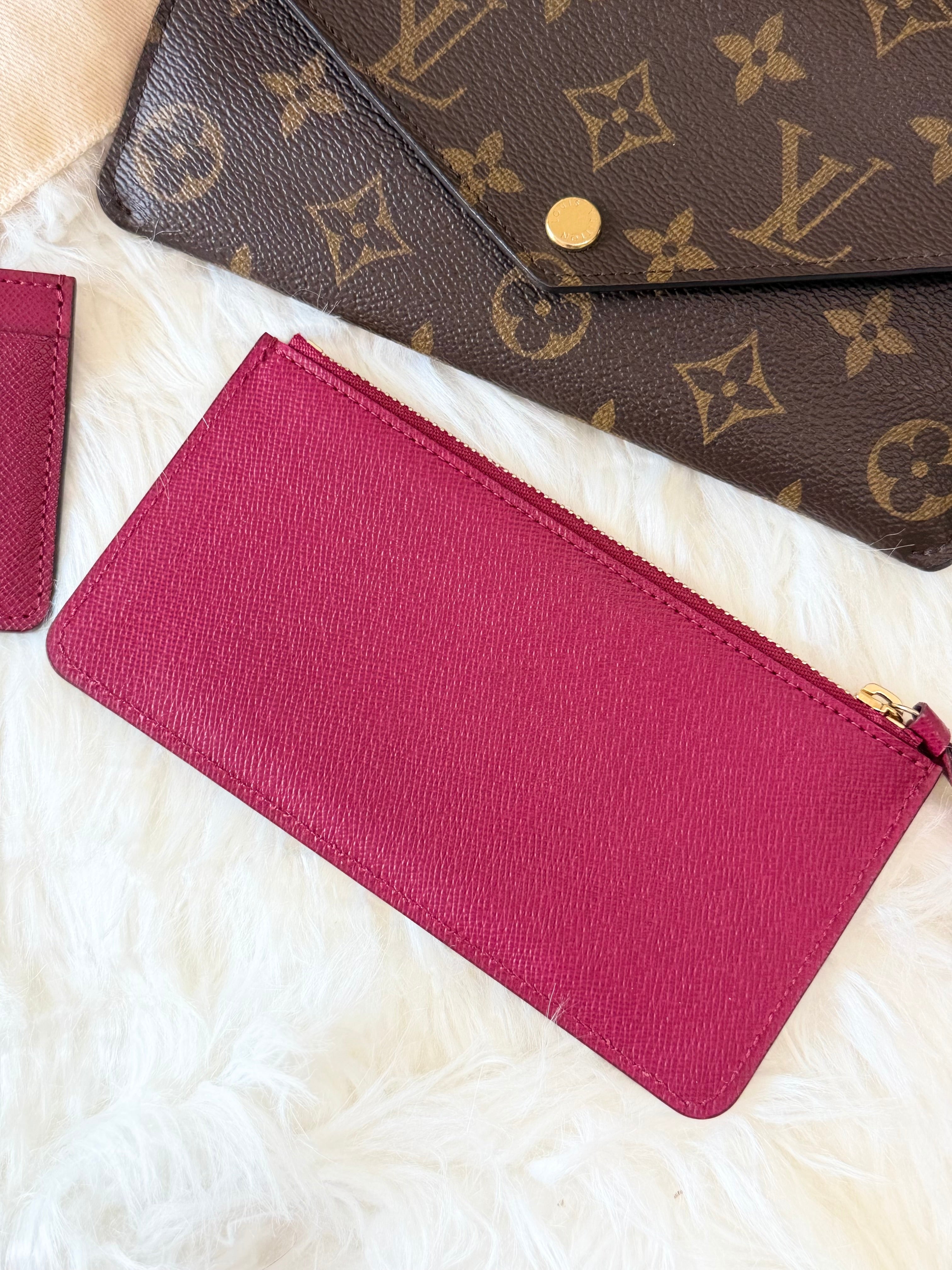 LOUIS VUITTON JEANNE WALLET IN MONOGRAM CANVAS