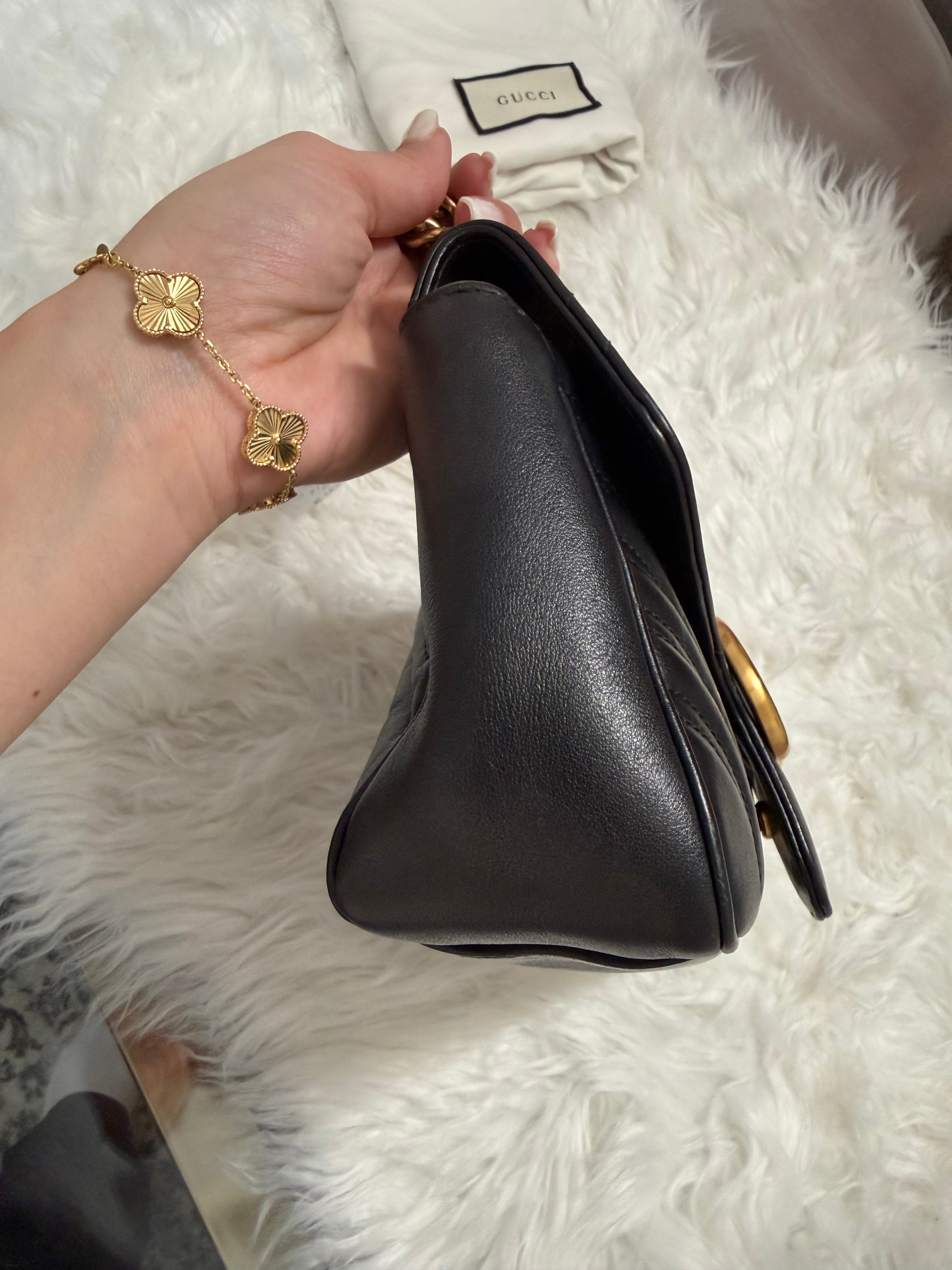 GUCCI GG MARMONT SHOULDER BAG