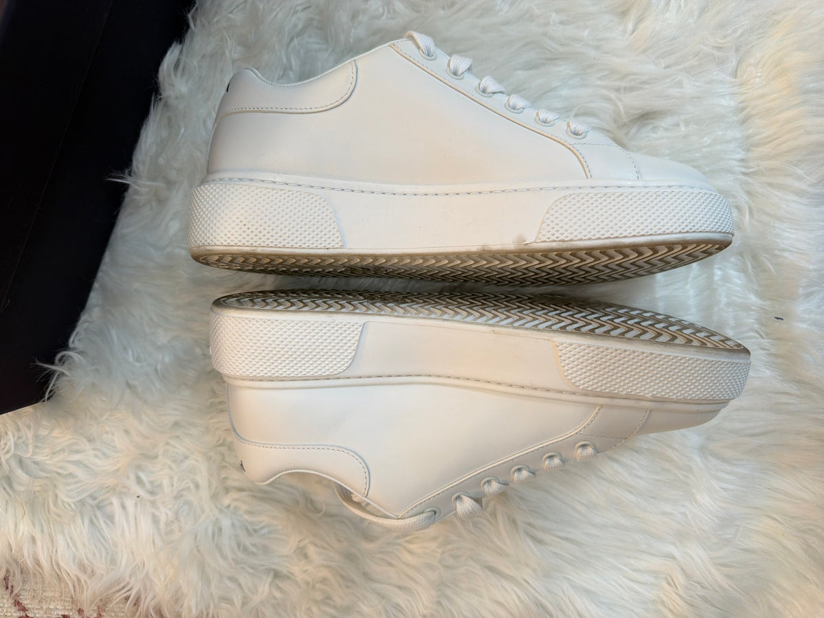 PRADA LOW TOP LEATHER SNEAKERS