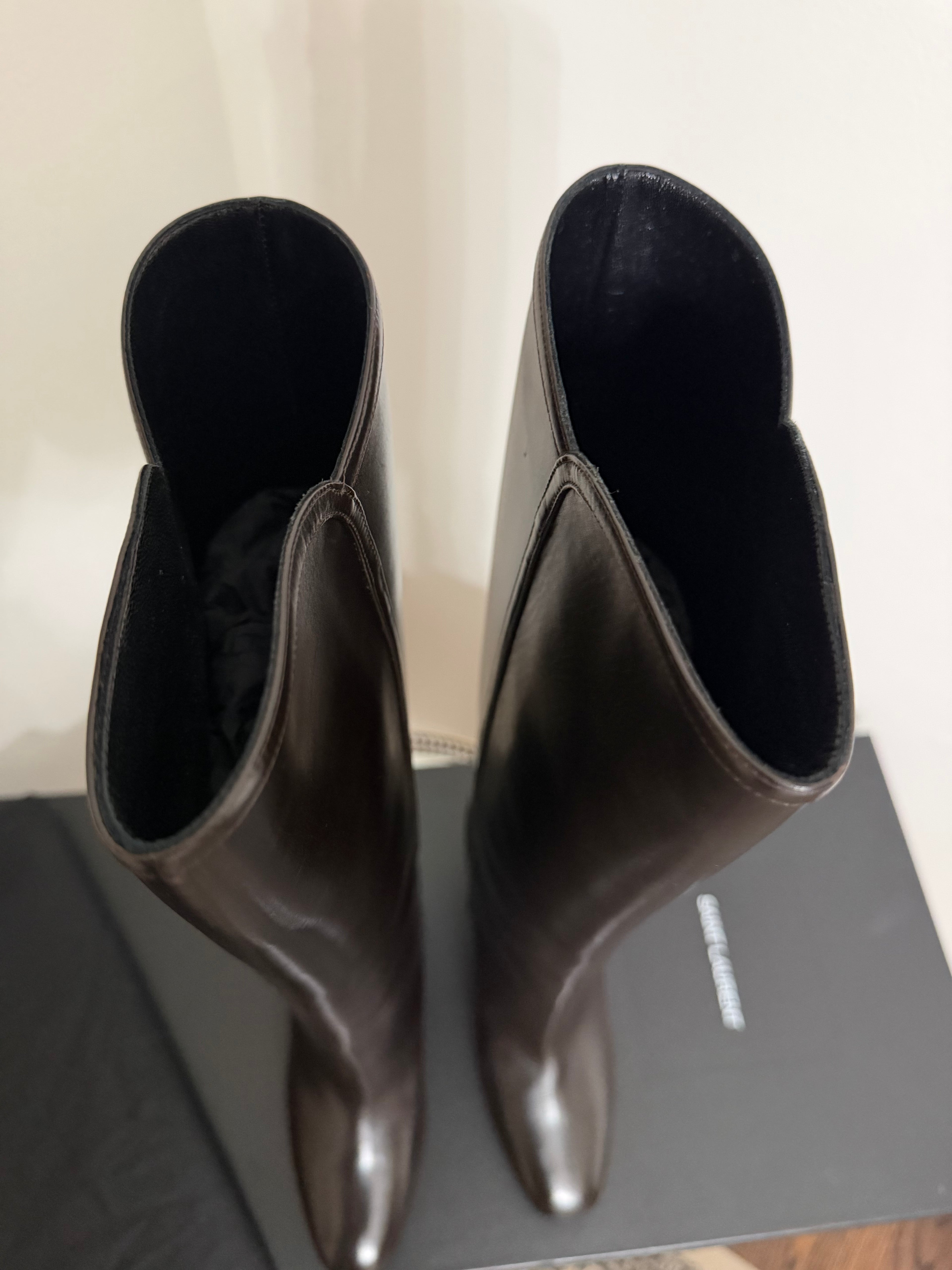 SAINT LAURENT JANE BOOTS