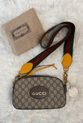 GUCCI NEO CAMERA GG SUPREME MESSANGER BAG