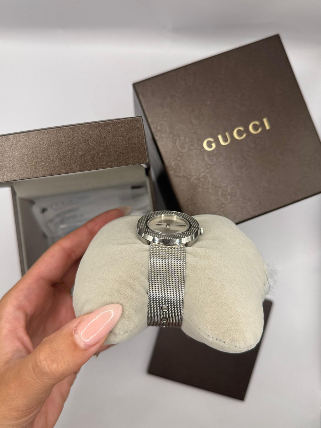 Gucci U-Play Watch Mesh Strap, 35 mm
