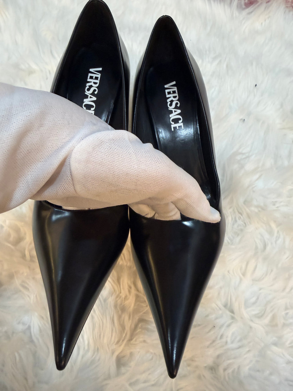 VERSACE PINPOINT LEATHER PUMP