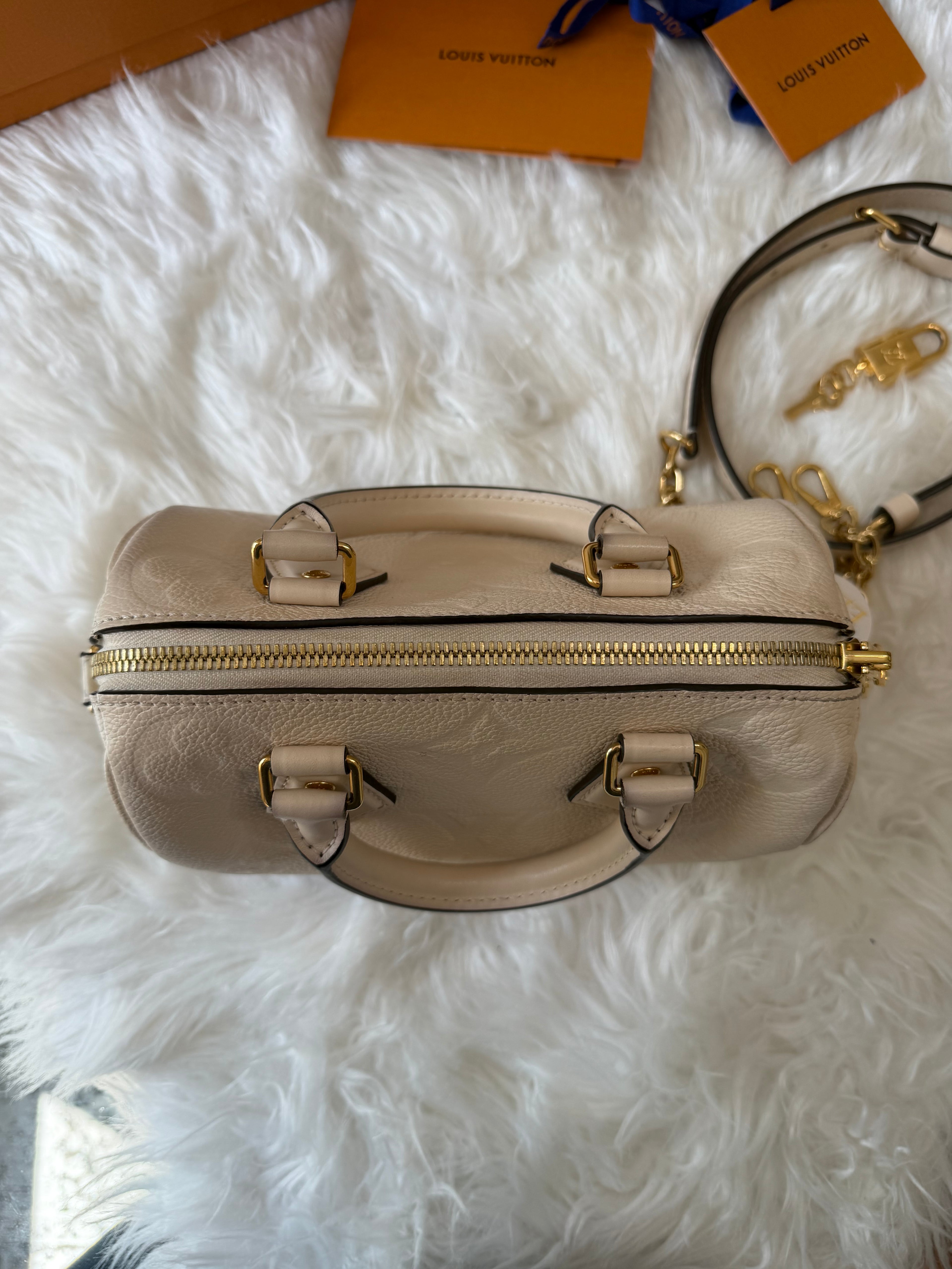 LOUIS VUITTON SPEEDY BANDOULIERE 20 EMPREINTE LEATHER