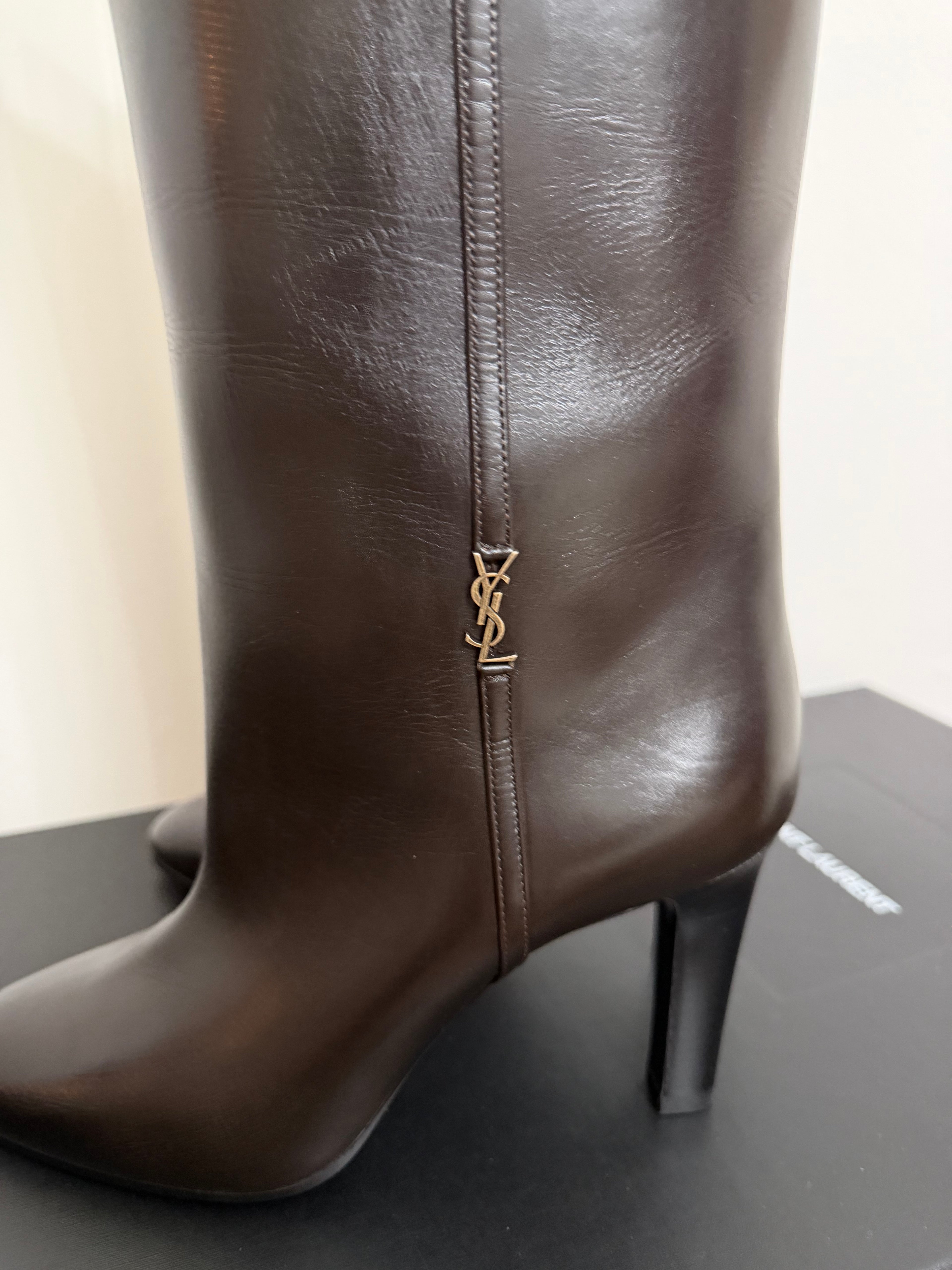 SAINT LAURENT JANE BOOTS