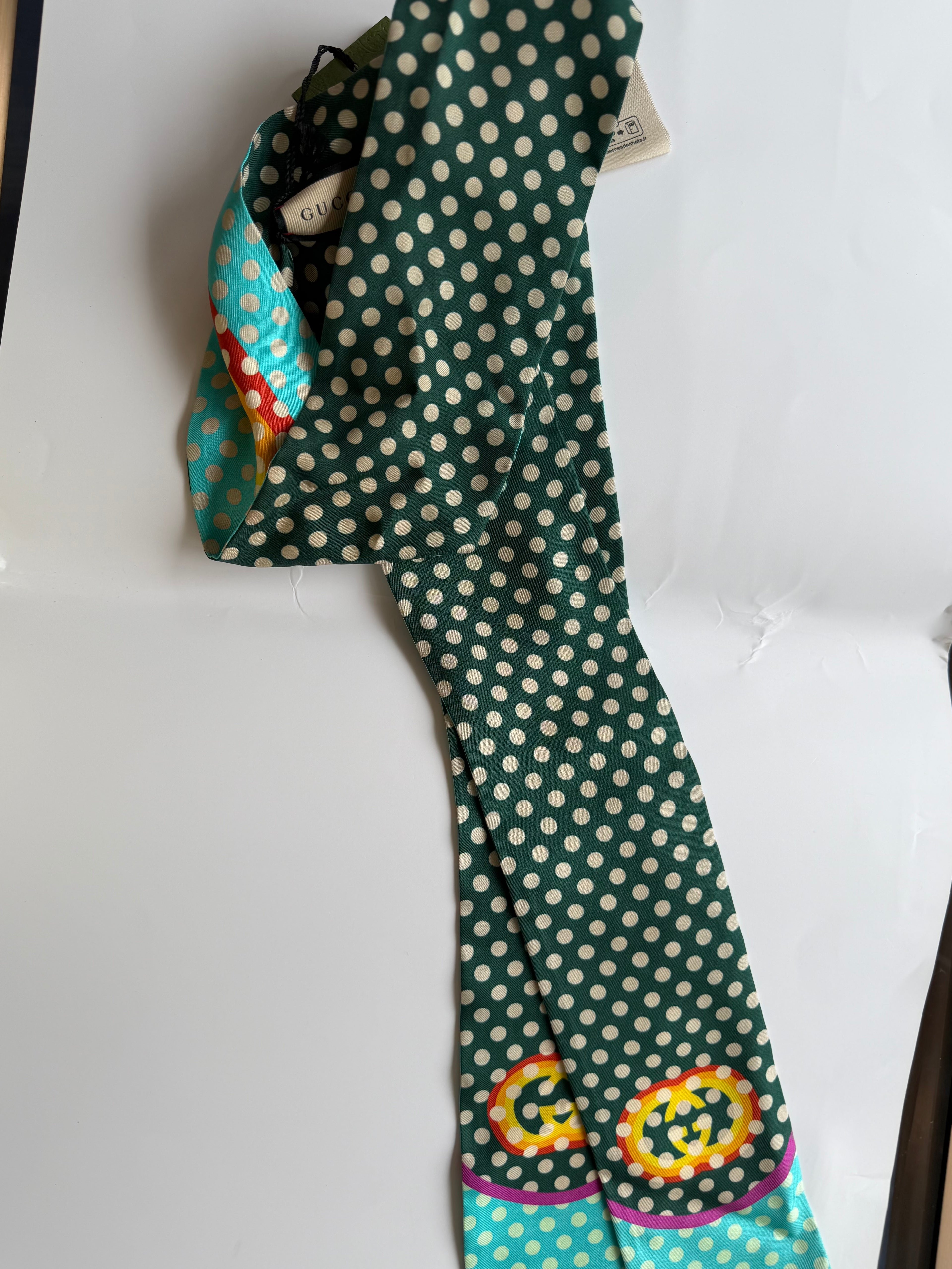 GUCCI GREEN POLKA DOT SILK HEADBAND