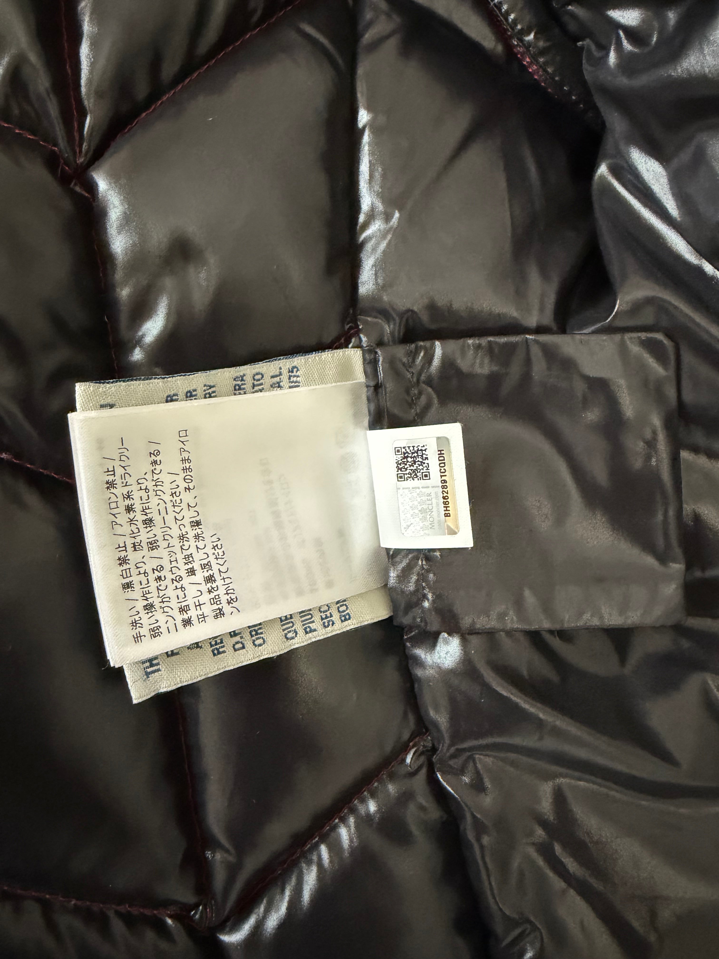 Moncler hooded Short Down Jacket