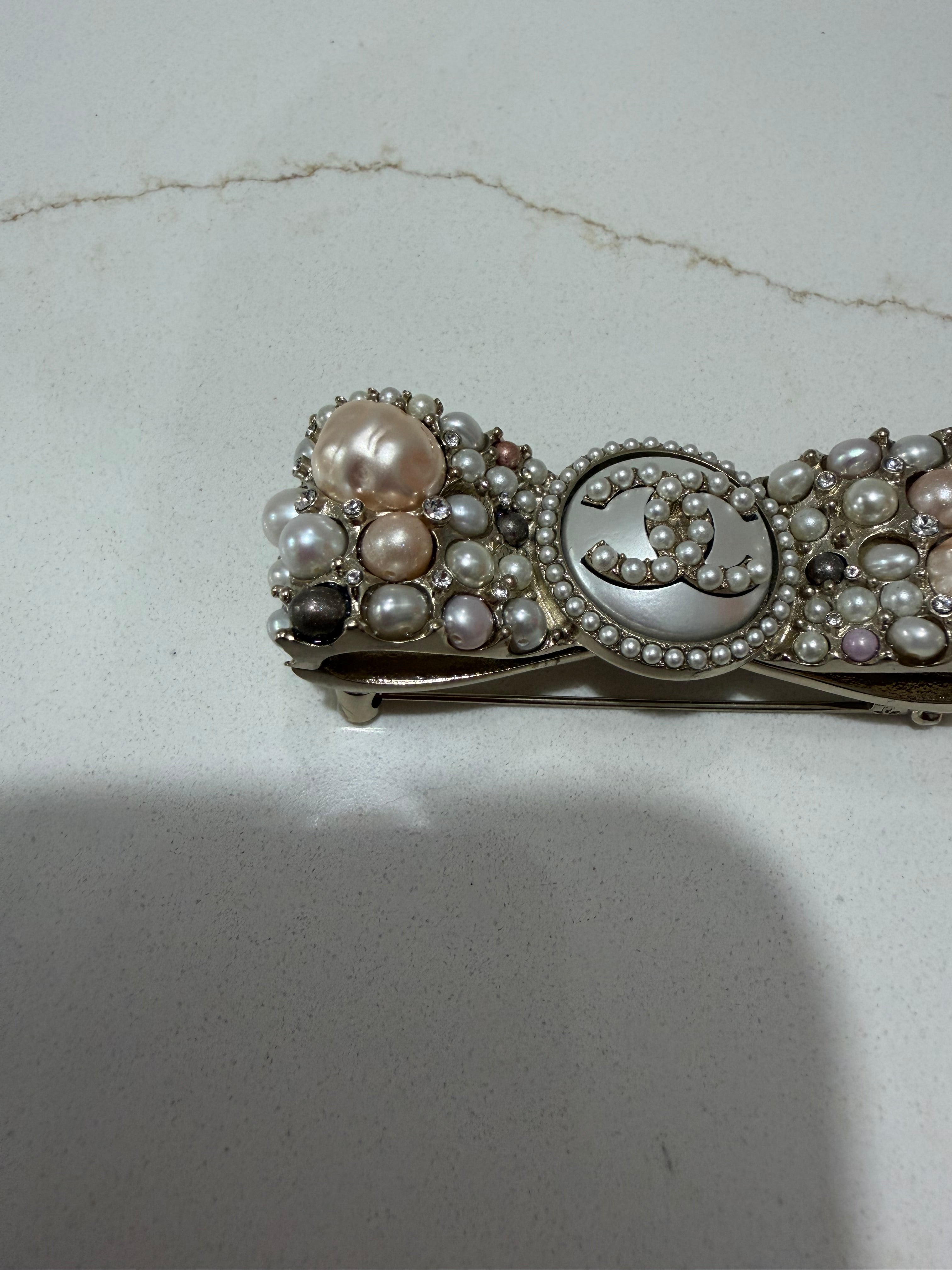 CHANEL BOW PEARL AND CHRYSTAL BROOCH