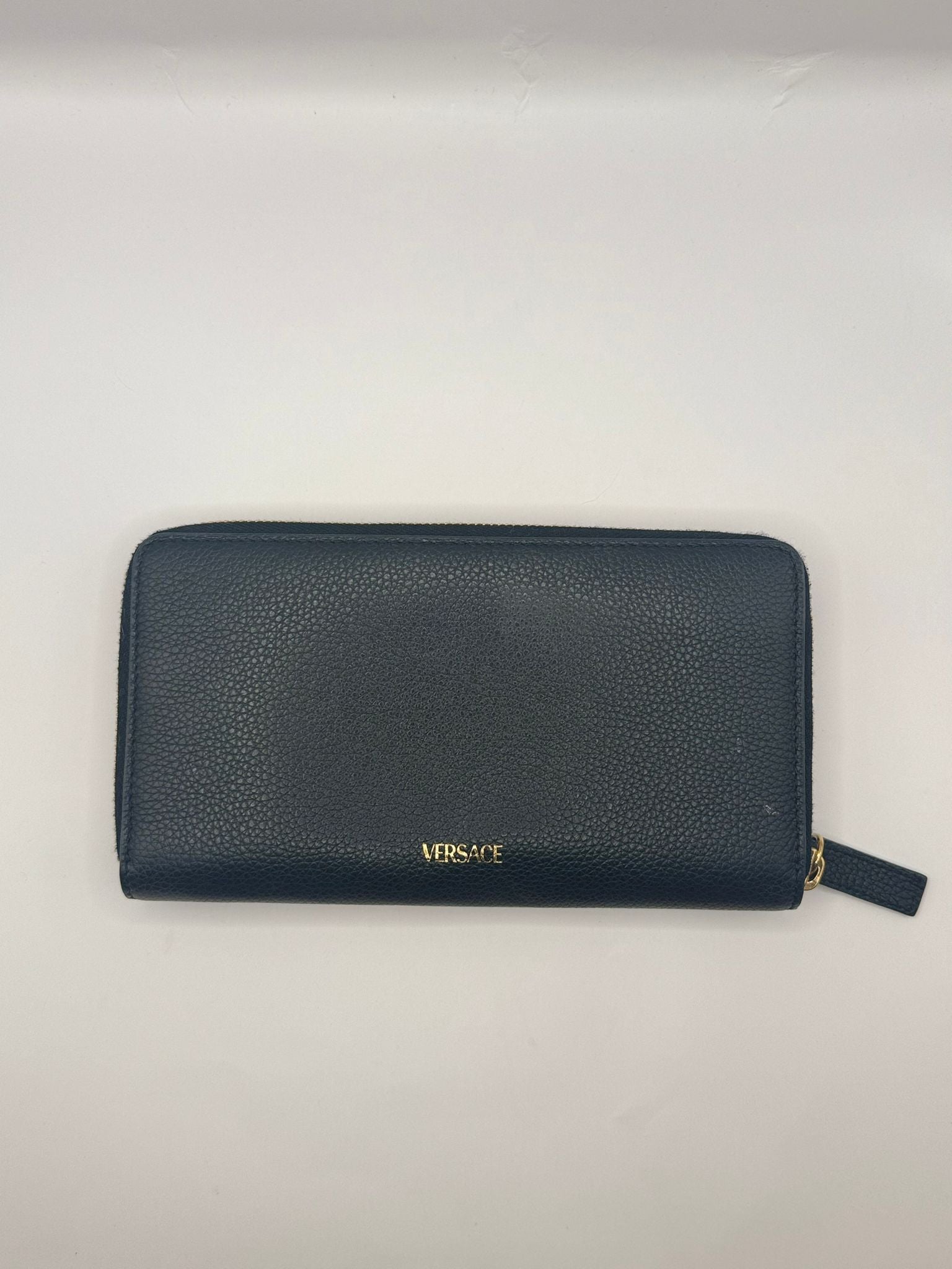 Versace Virtus Round Zipper Wallet
