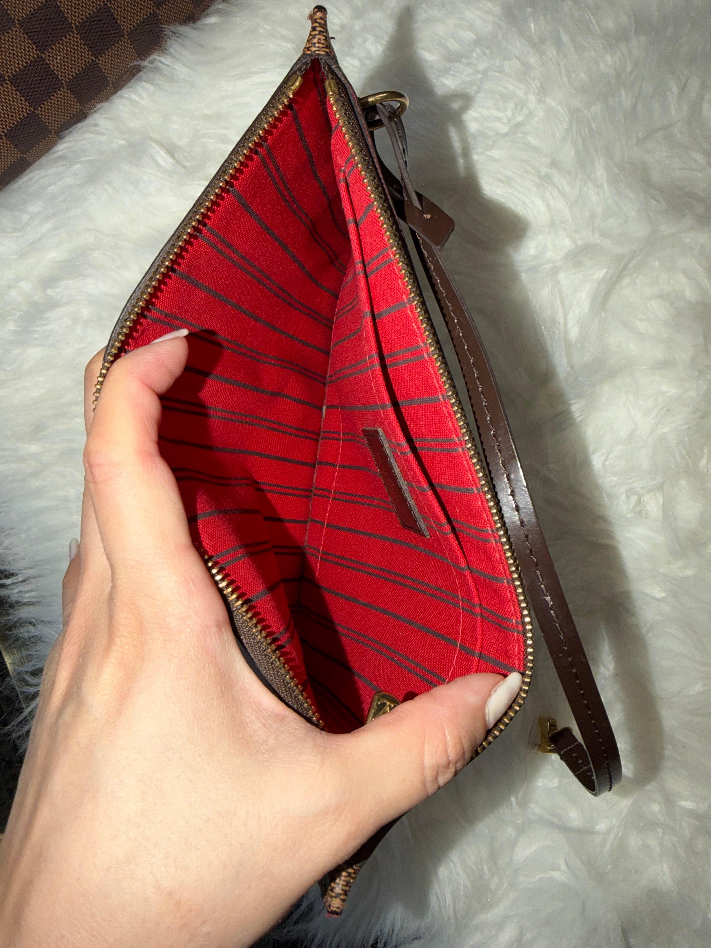LOUIS VUITTON NEFERFUL DAMIER EBENE MM TOTE