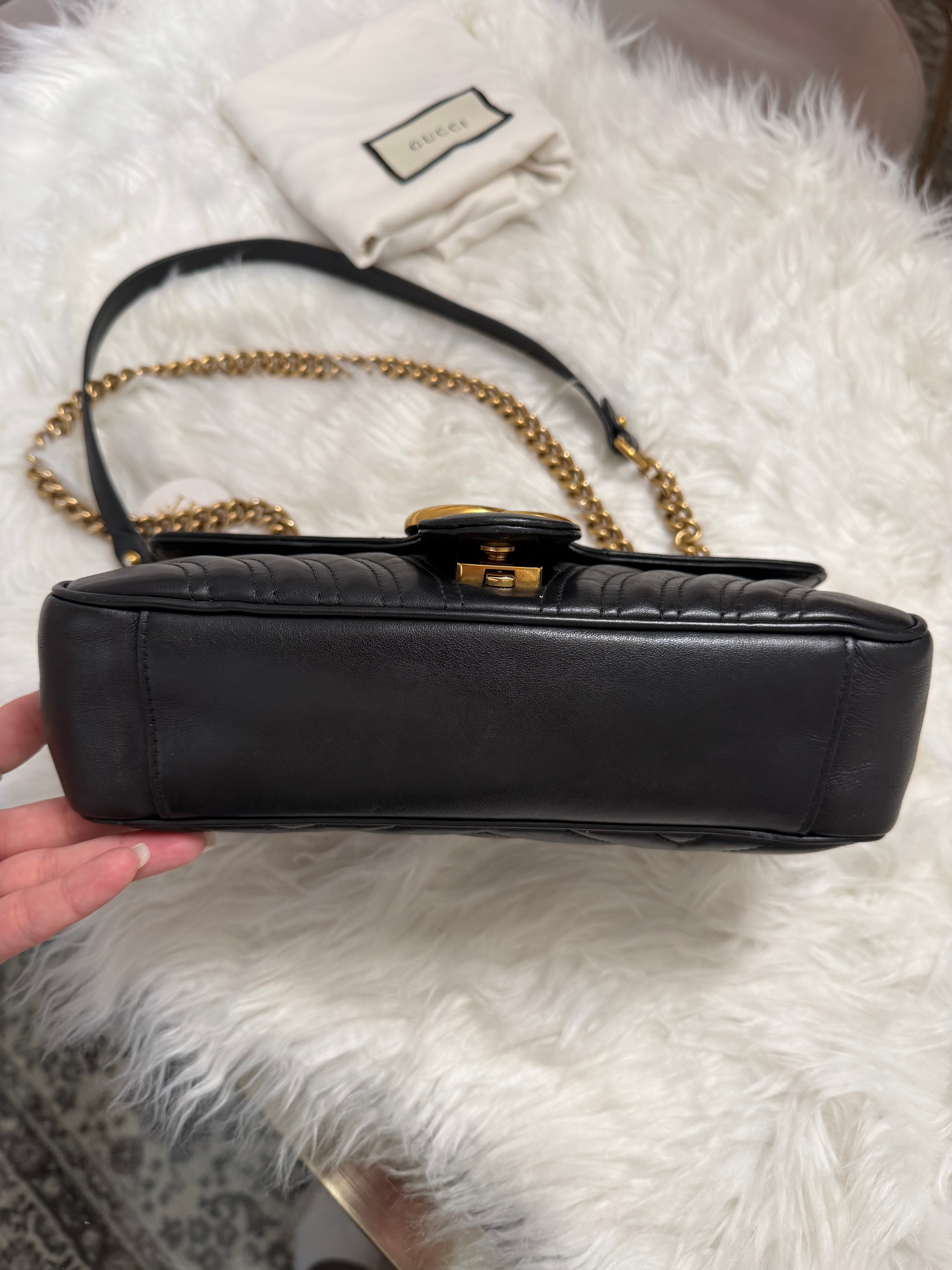 GUCCI GG MARMONT SHOULDER BAG