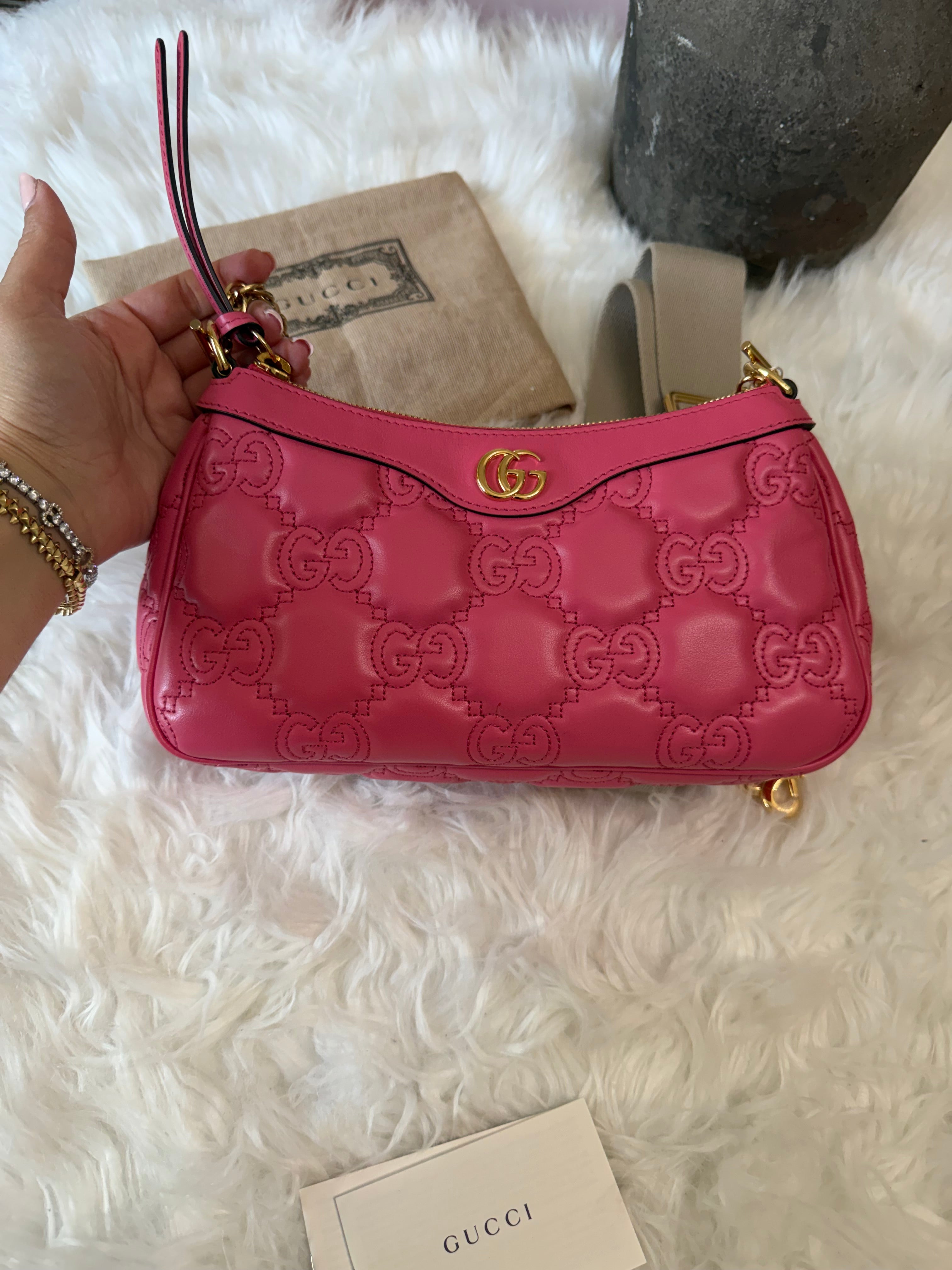 GUCCI GG METELASSE QUILTED LEATHER SHOULDER BAG