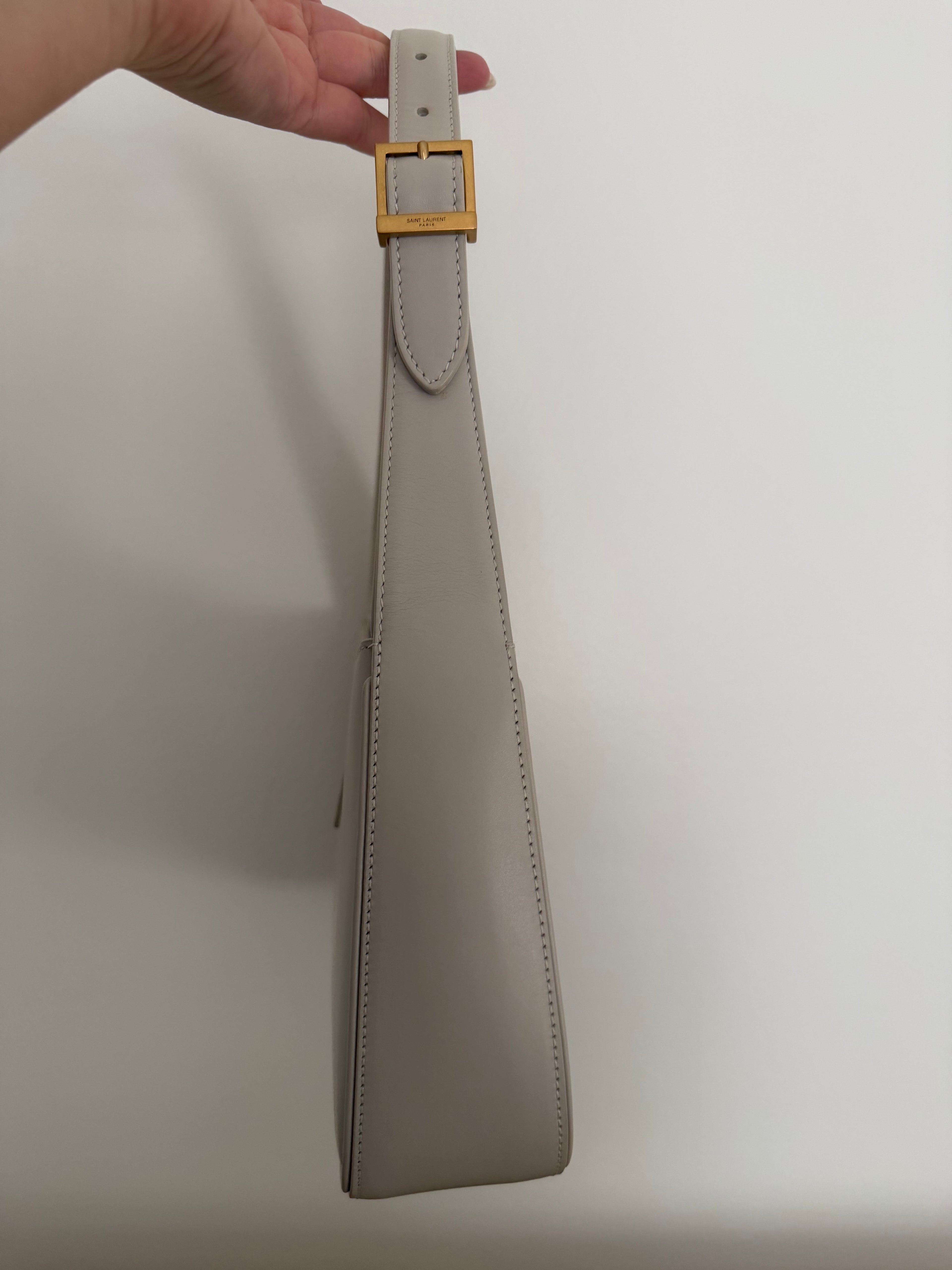 SAINT LAURENT 5 A 7 SHOULDER BAG