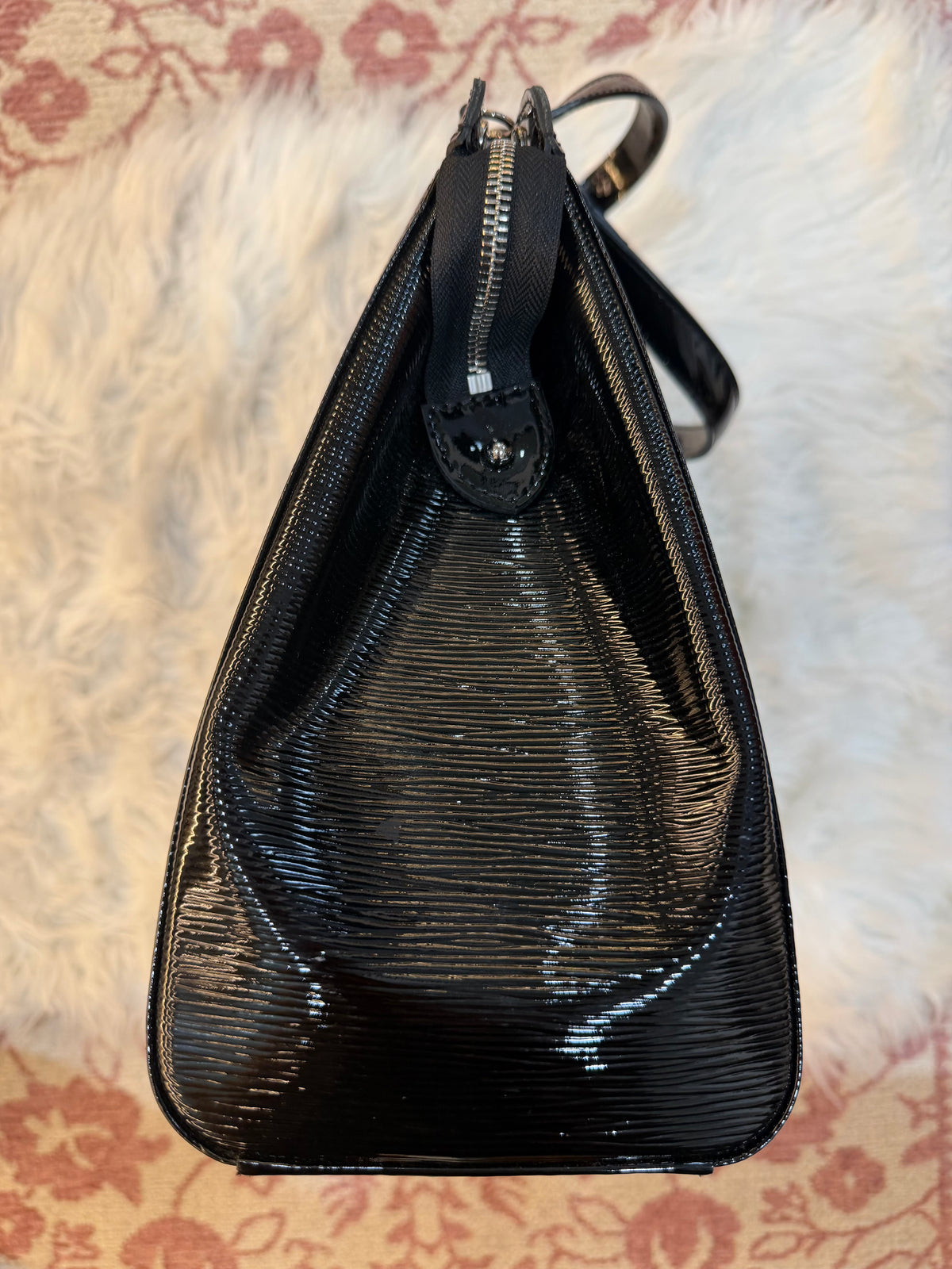 LOUIS VUITTON BREA GM EPI LEATHER