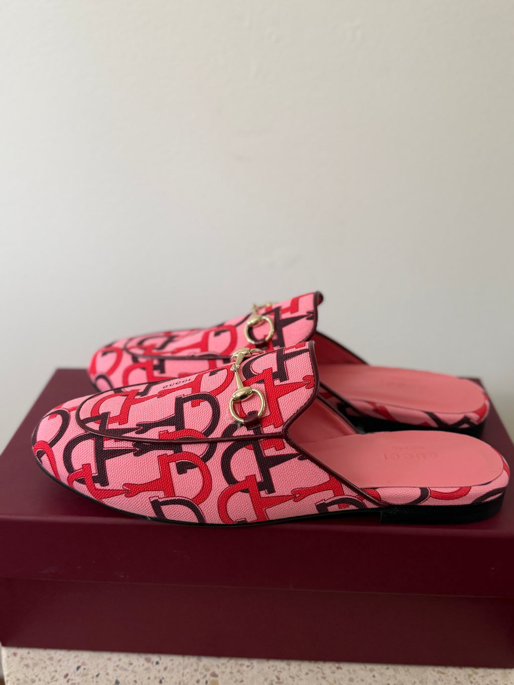 GUCCI PRINCETOWN HORSEBIT PRINT LOAFER MULES