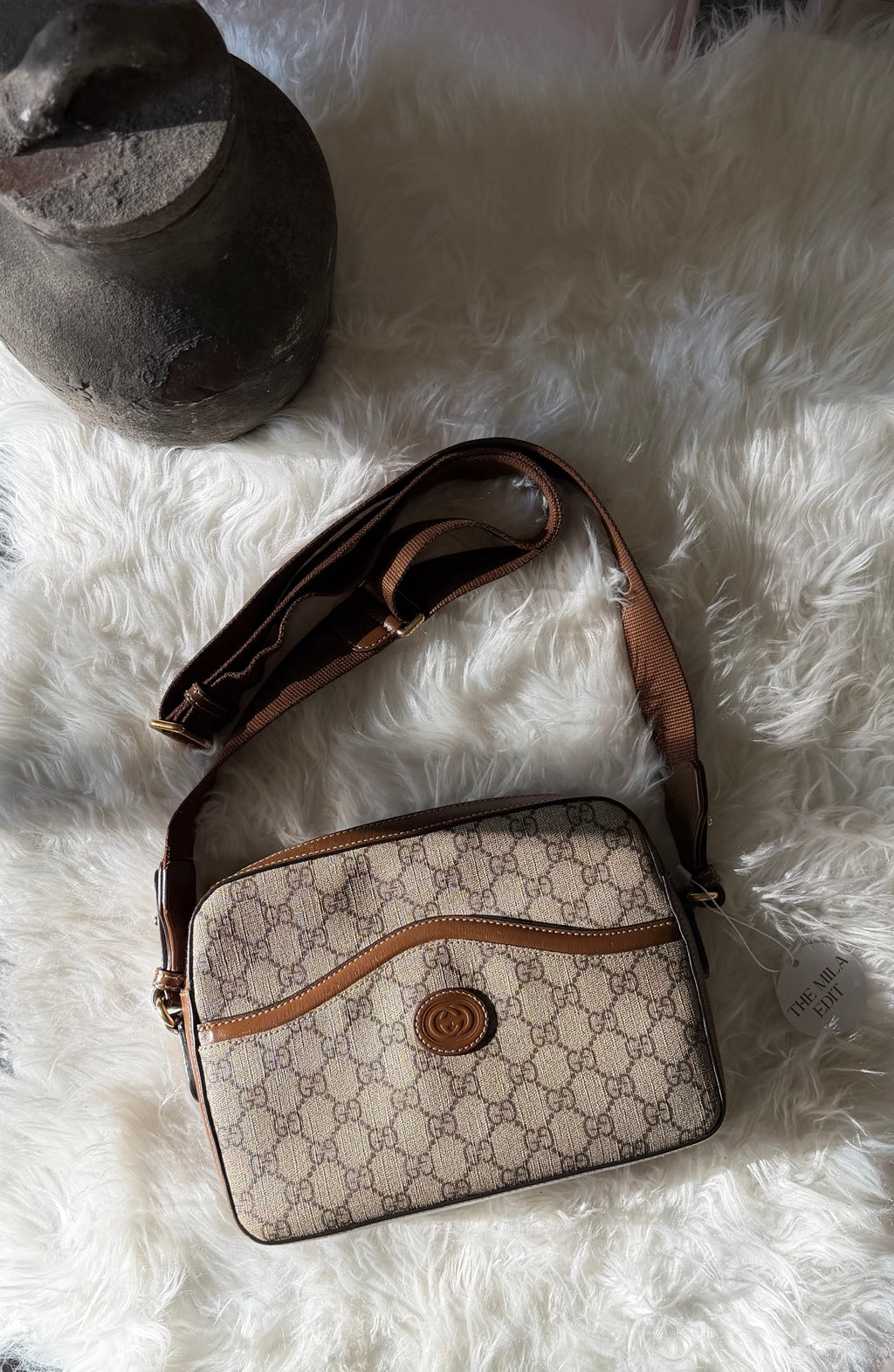 GUCCI GG SUPREME MONOGRAM AZALEA MESENGER BAG