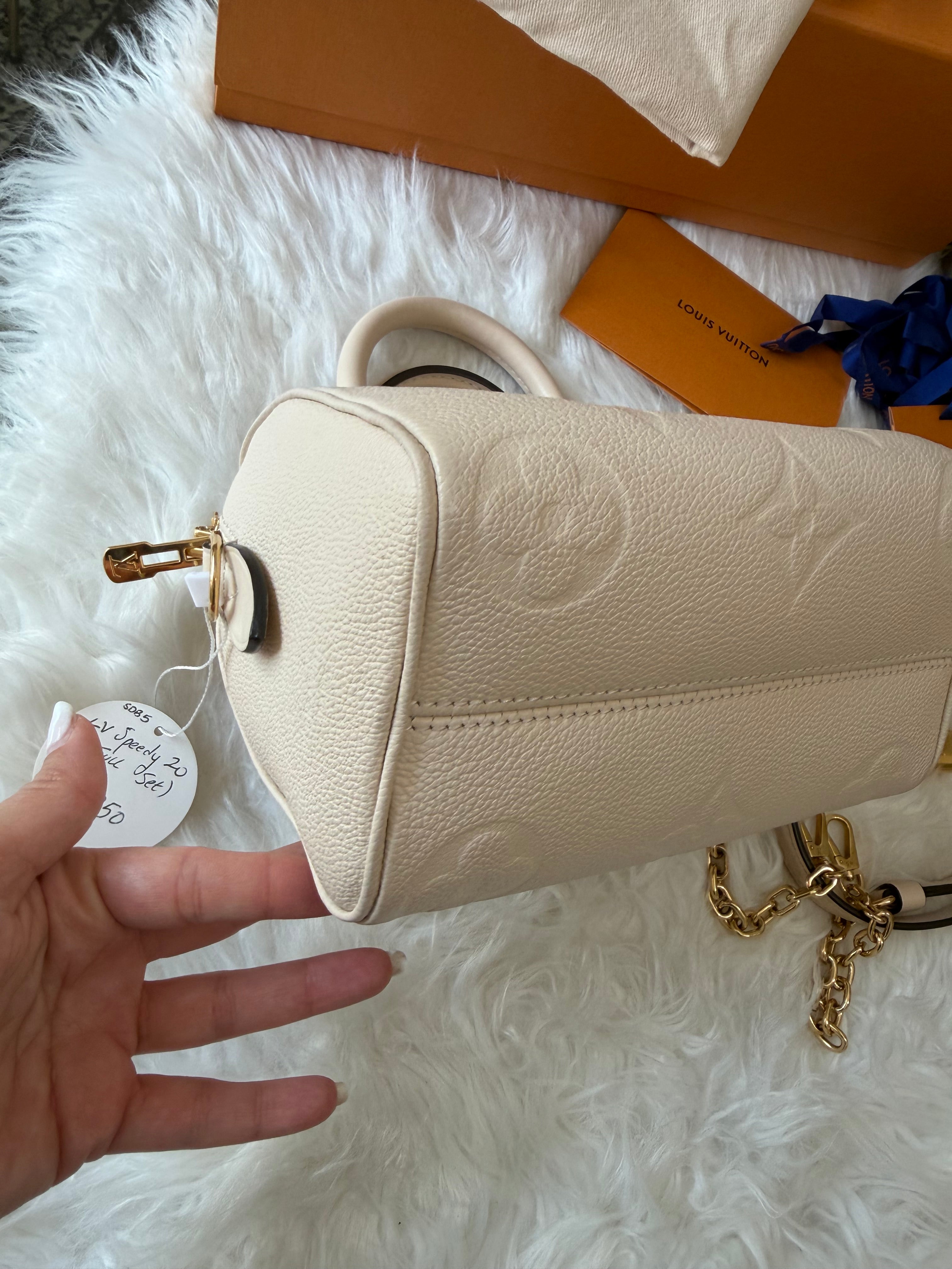 LOUIS VUITTON SPEEDY BANDOULIERE 20 EMPREINTE LEATHER