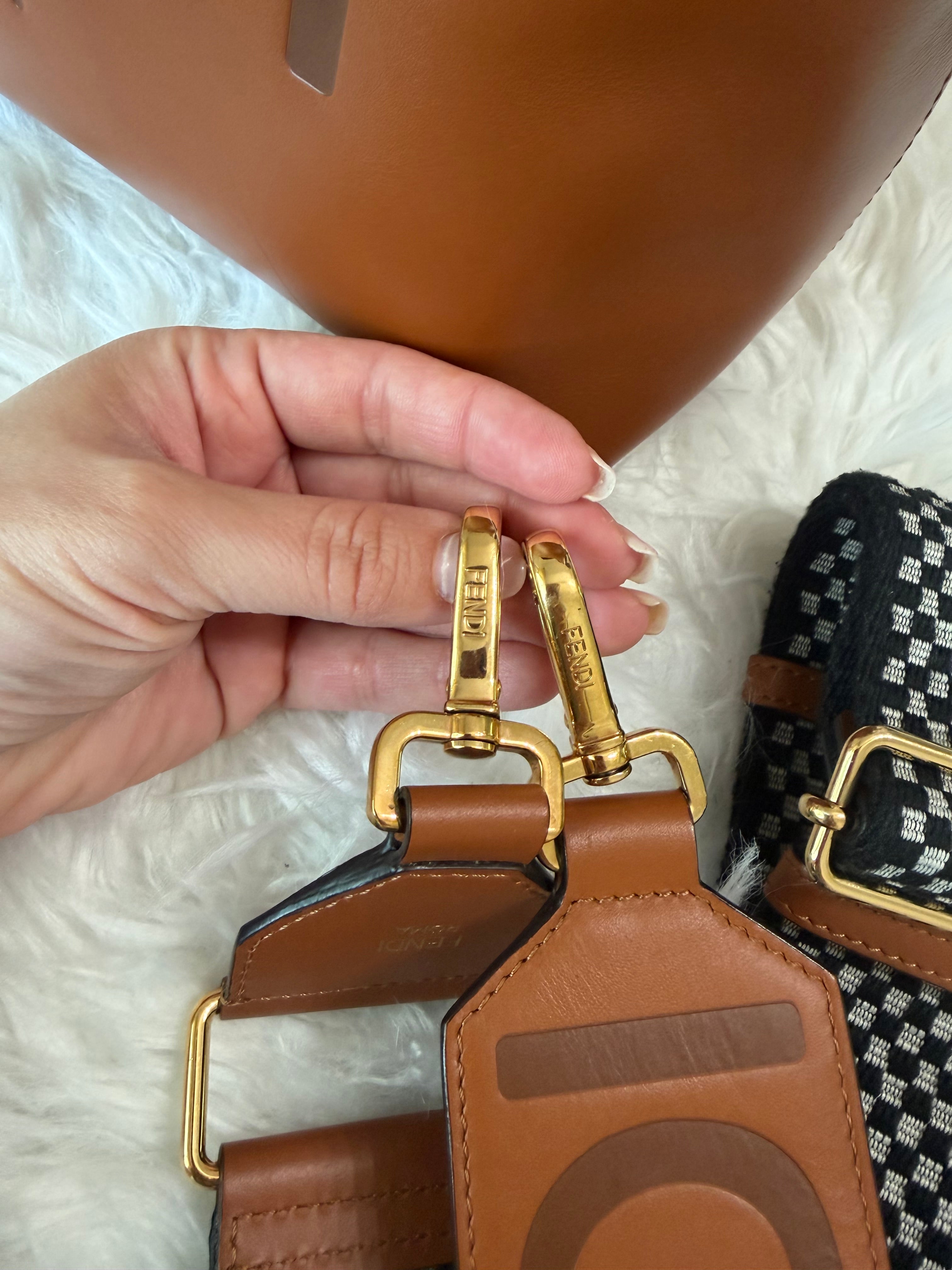 FENDI BY THE WAY BAG LEATHER BAG