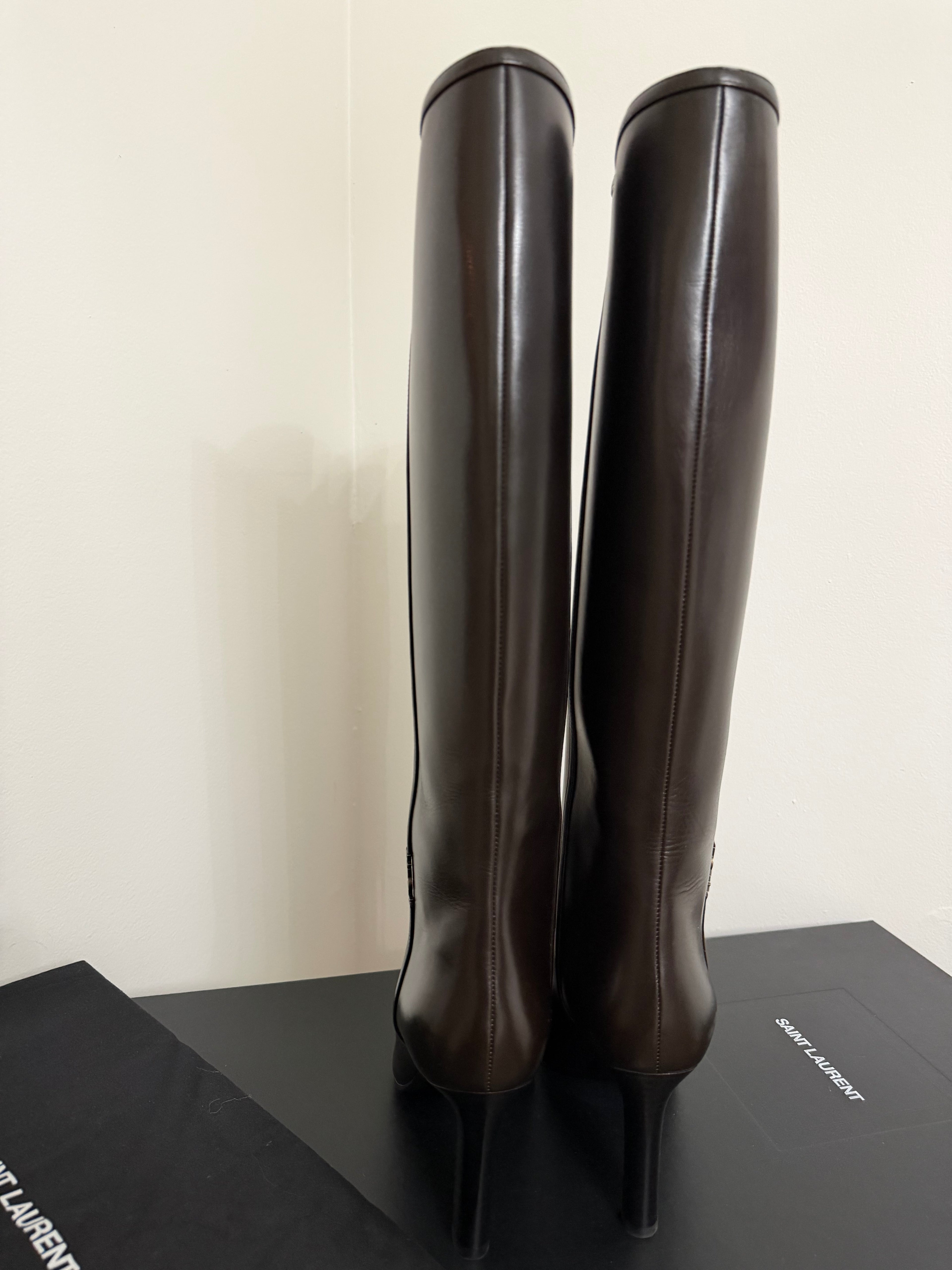 SAINT LAURENT JANE BOOTS