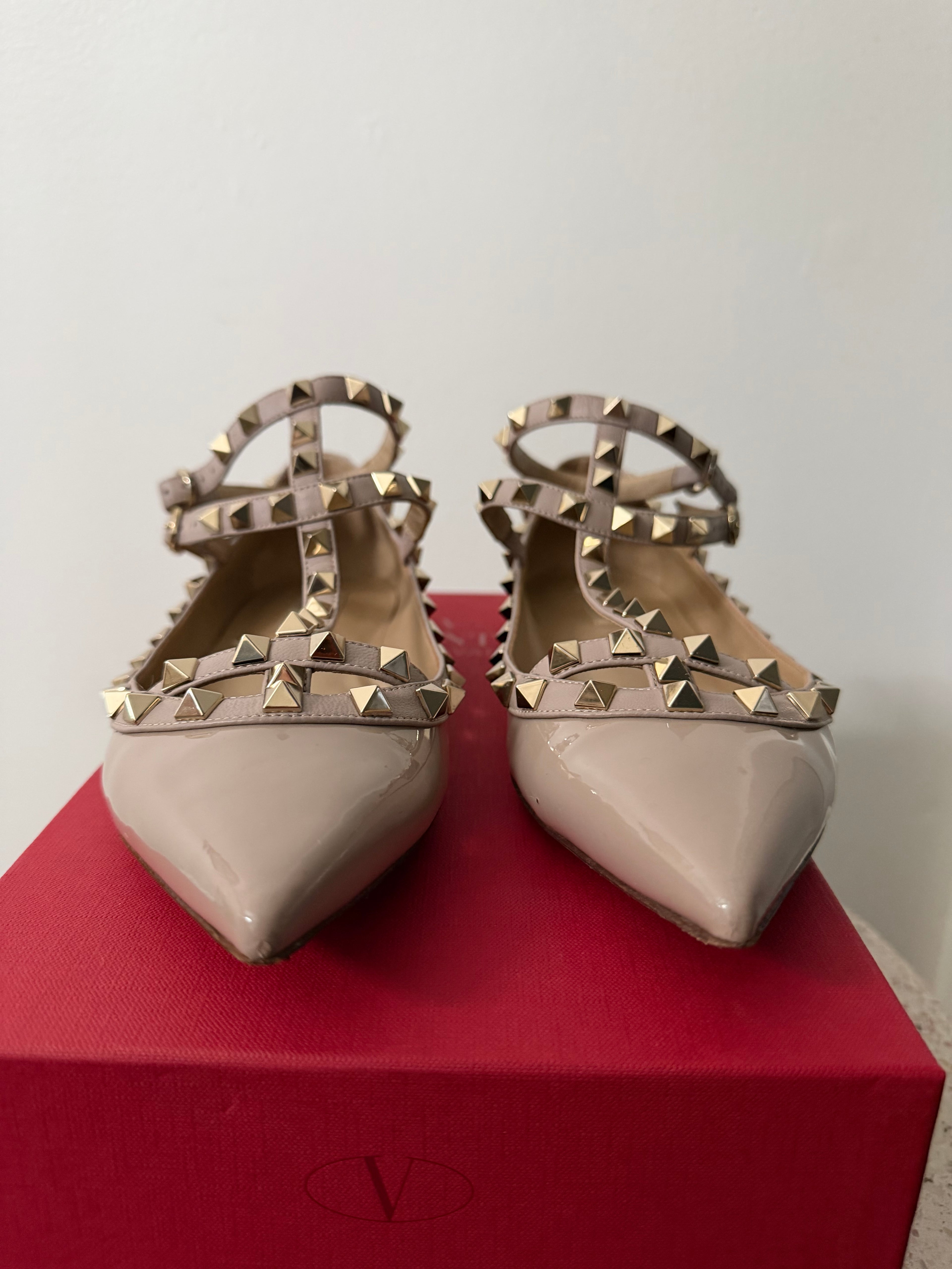 VALENTINO GARAVANI BALLERINA ROCKSTUD FLATS