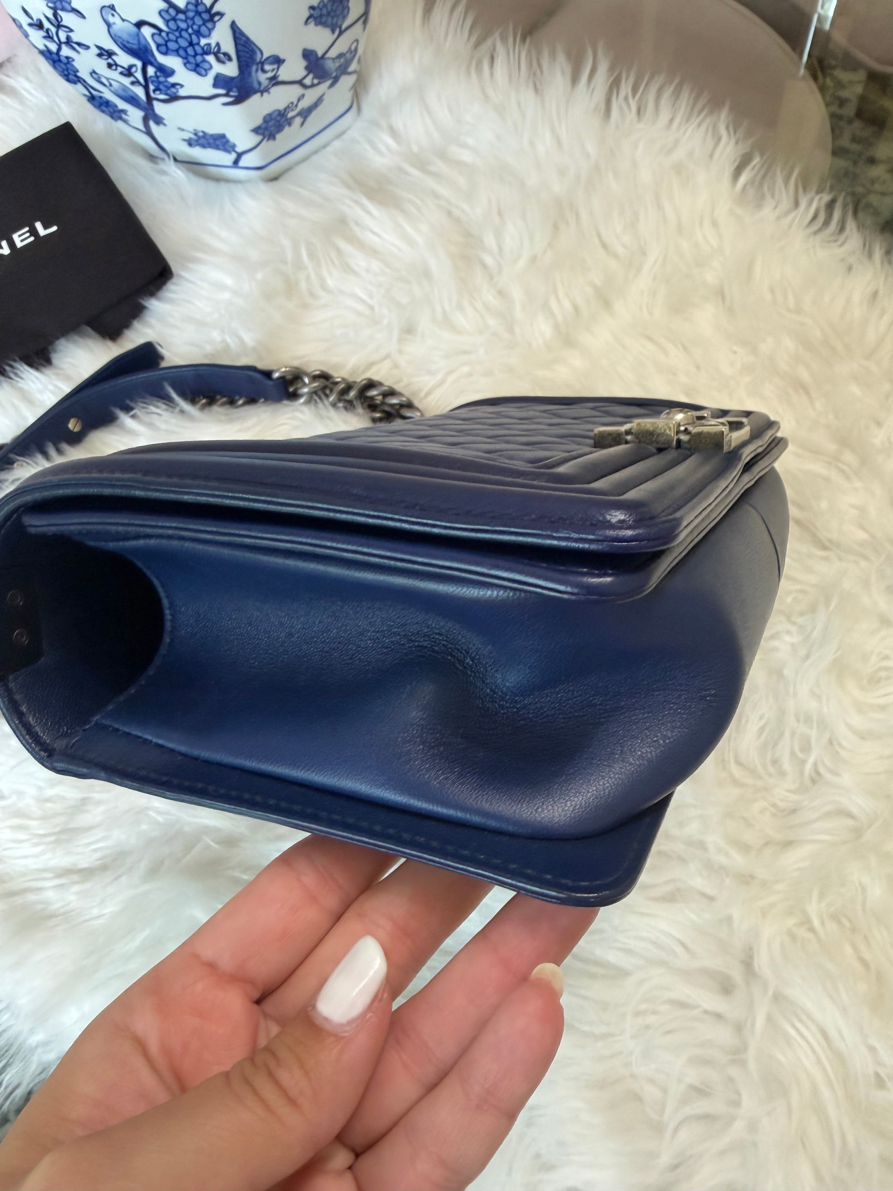 Chanel Boy Medium handbag