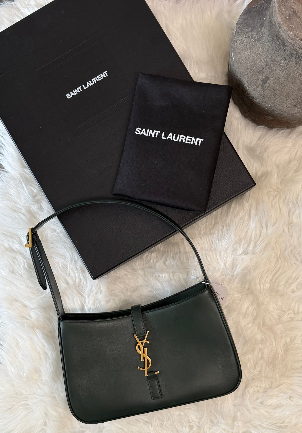 SAINT LAURENT 5 A 7 SHOULDER BAG