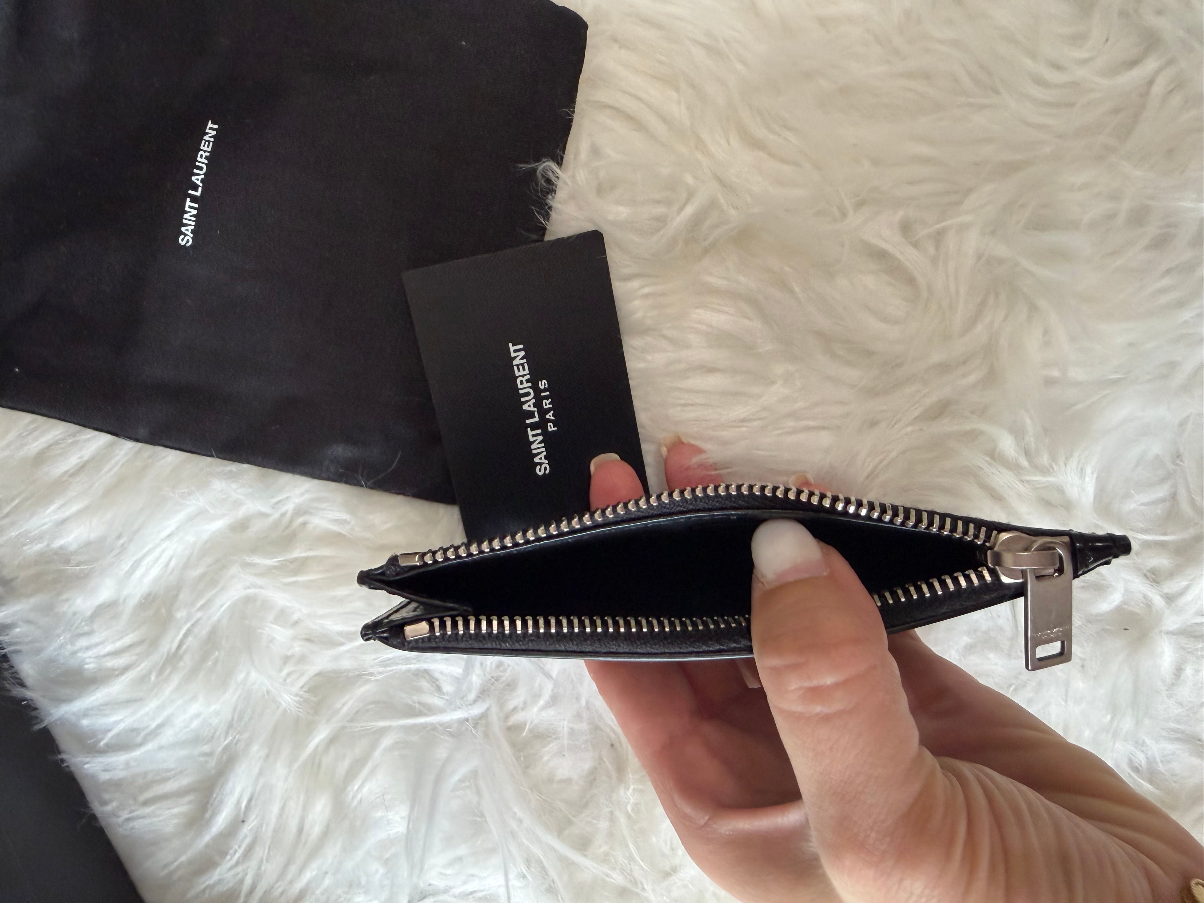 SAINT LAURENT ZIPPED PATENT FRAGMENTS CARDS HOLDER