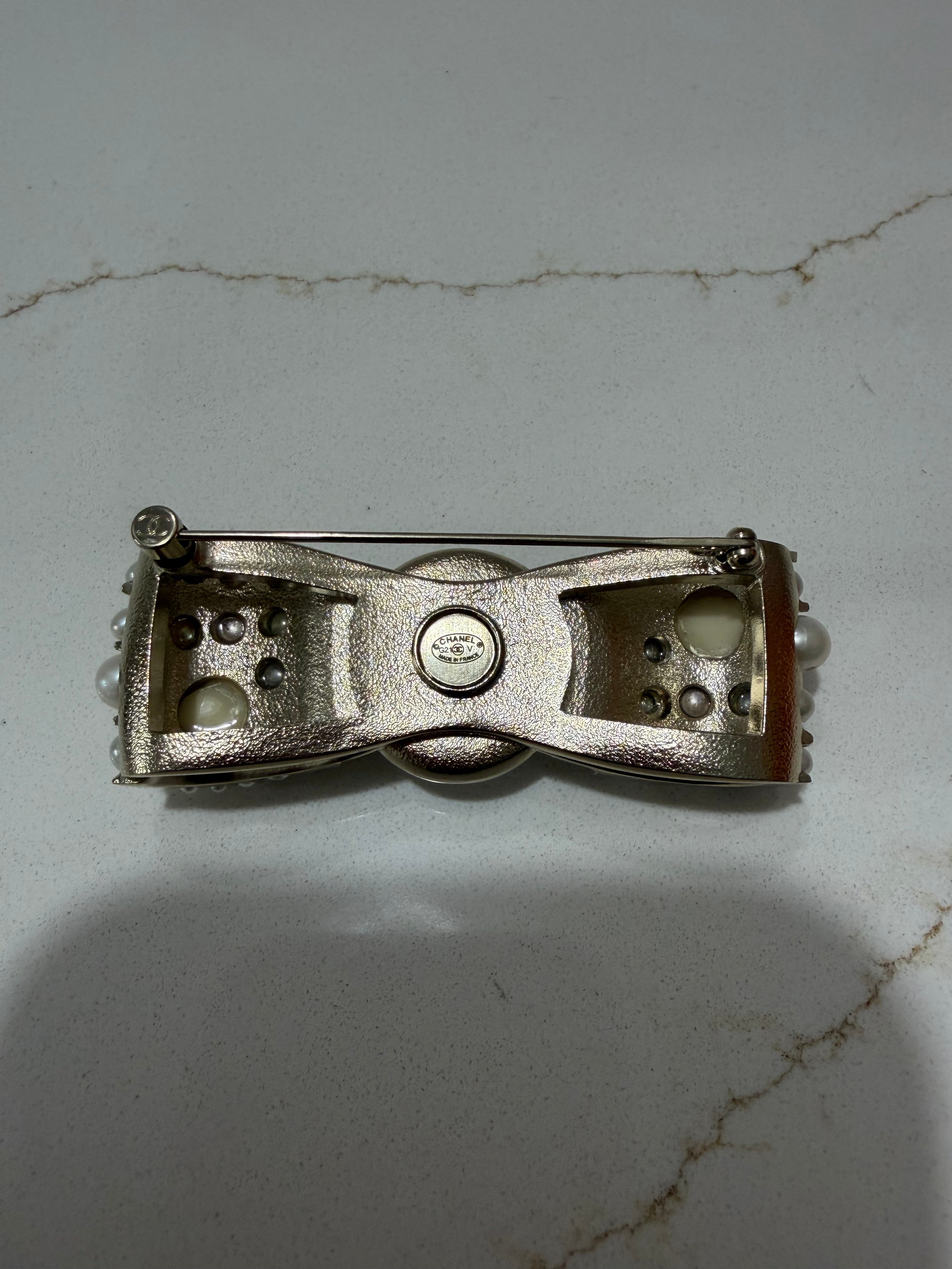 CHANEL BOW PEARL AND CHRYSTAL BROOCH