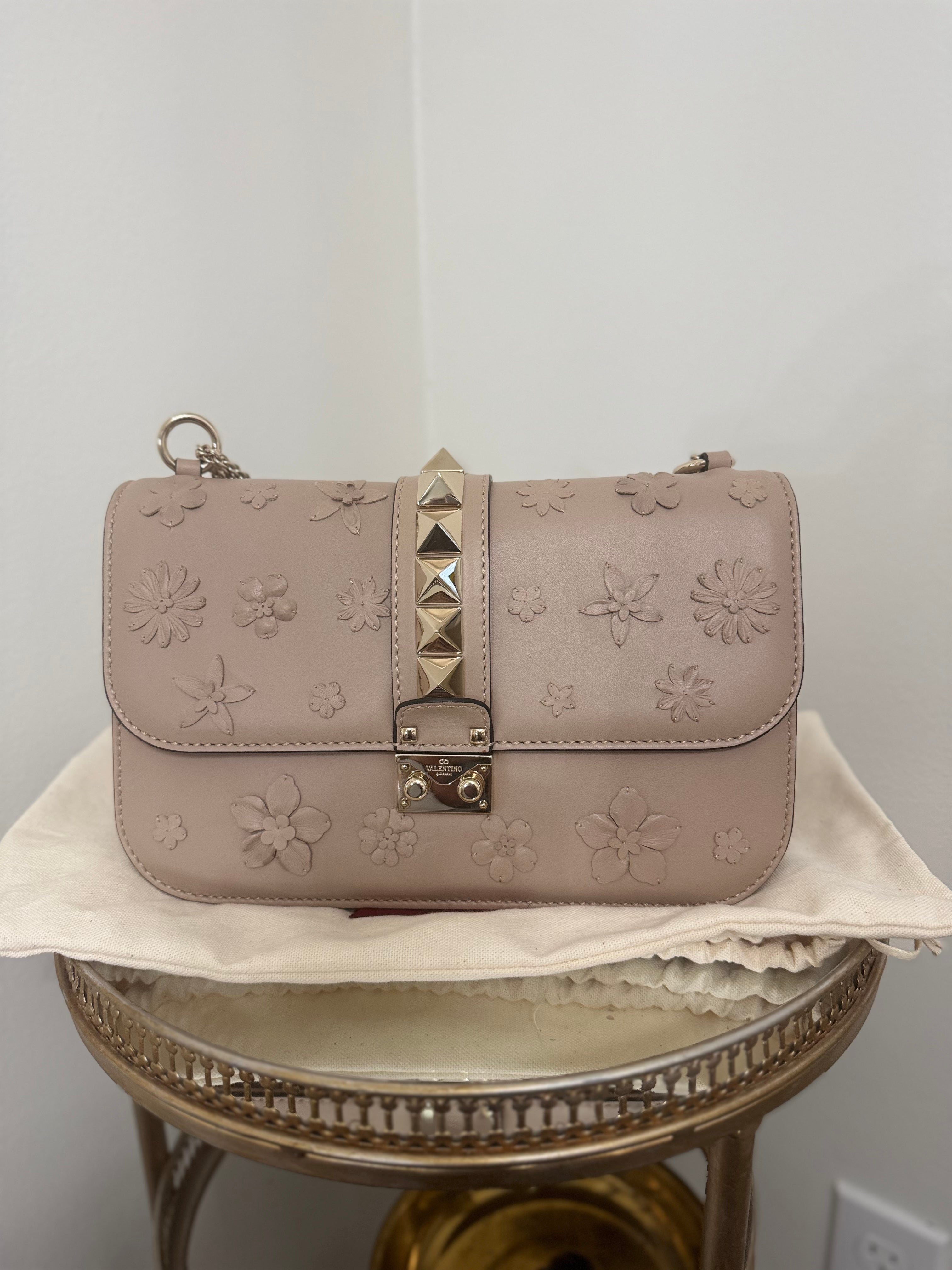 VALENTINO GARAVANI VITELLO FLOWER WITH ROCKSTUDS