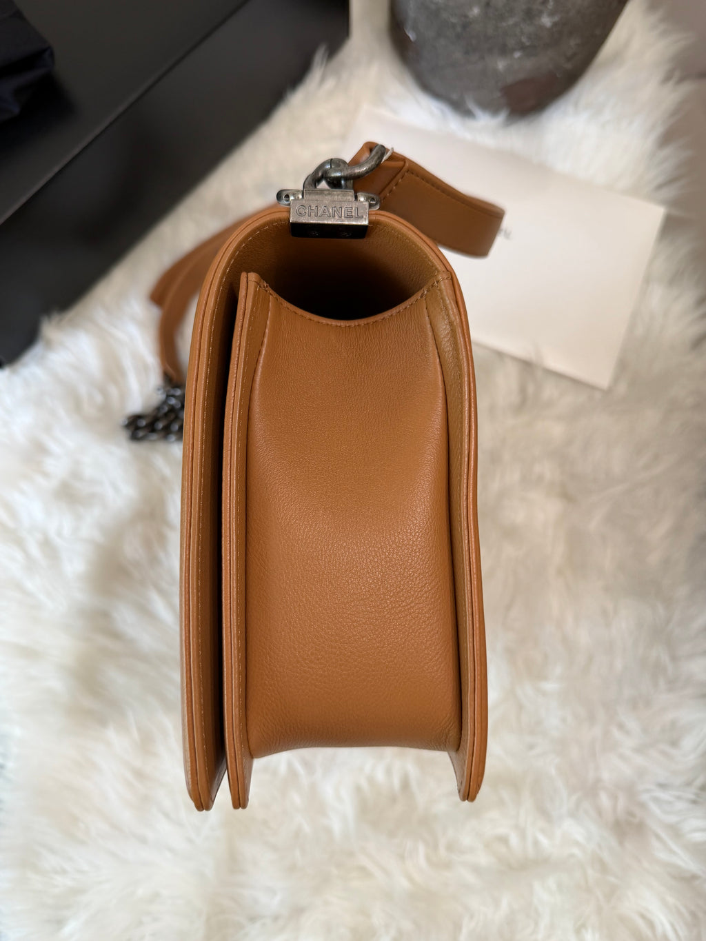 CHANEL BOY FLAP BAG IN CAVIAR LEATHER