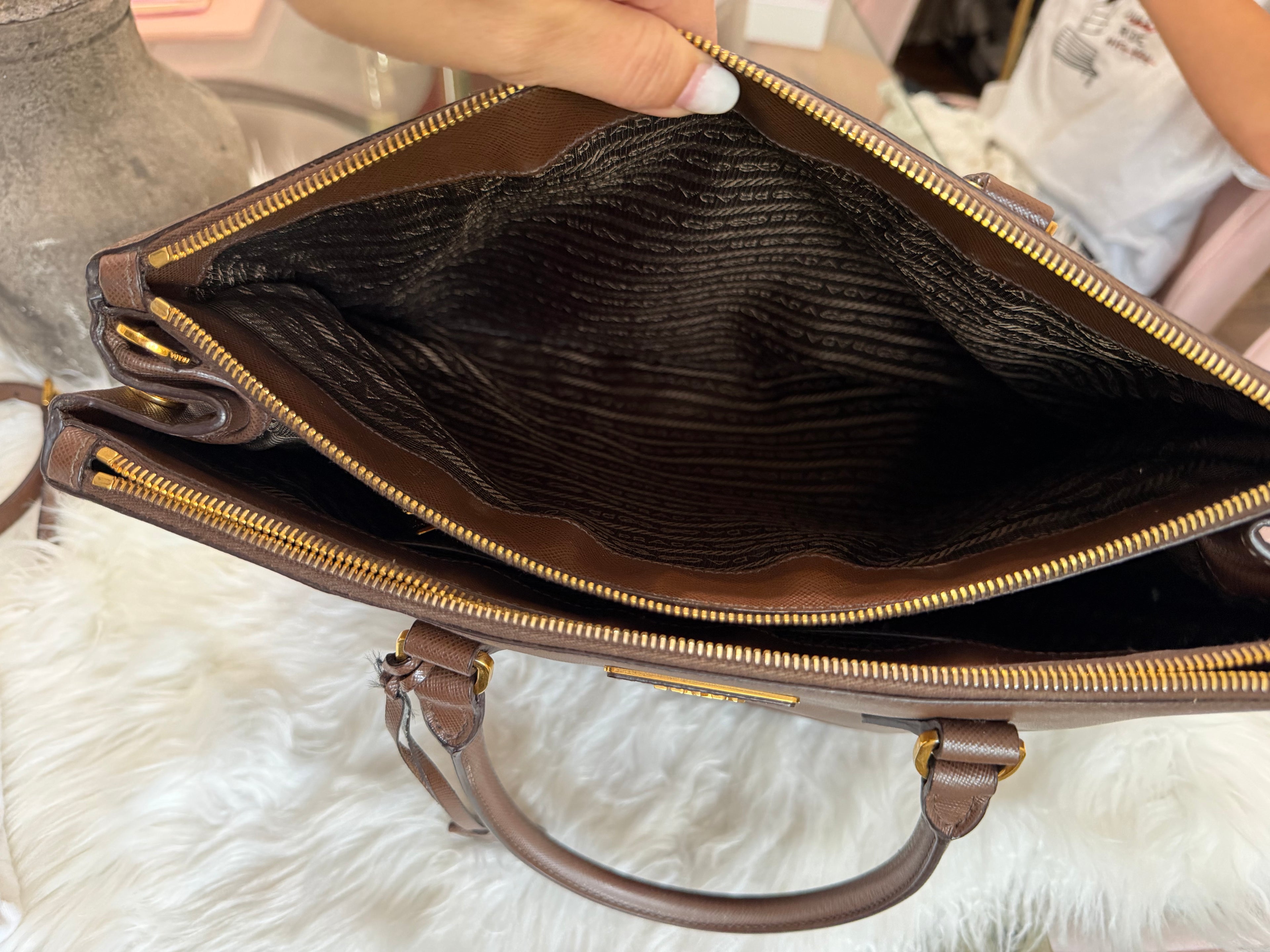 PRADA LARGE DOUBLE ZIP TOTE SAFFIANO BAG