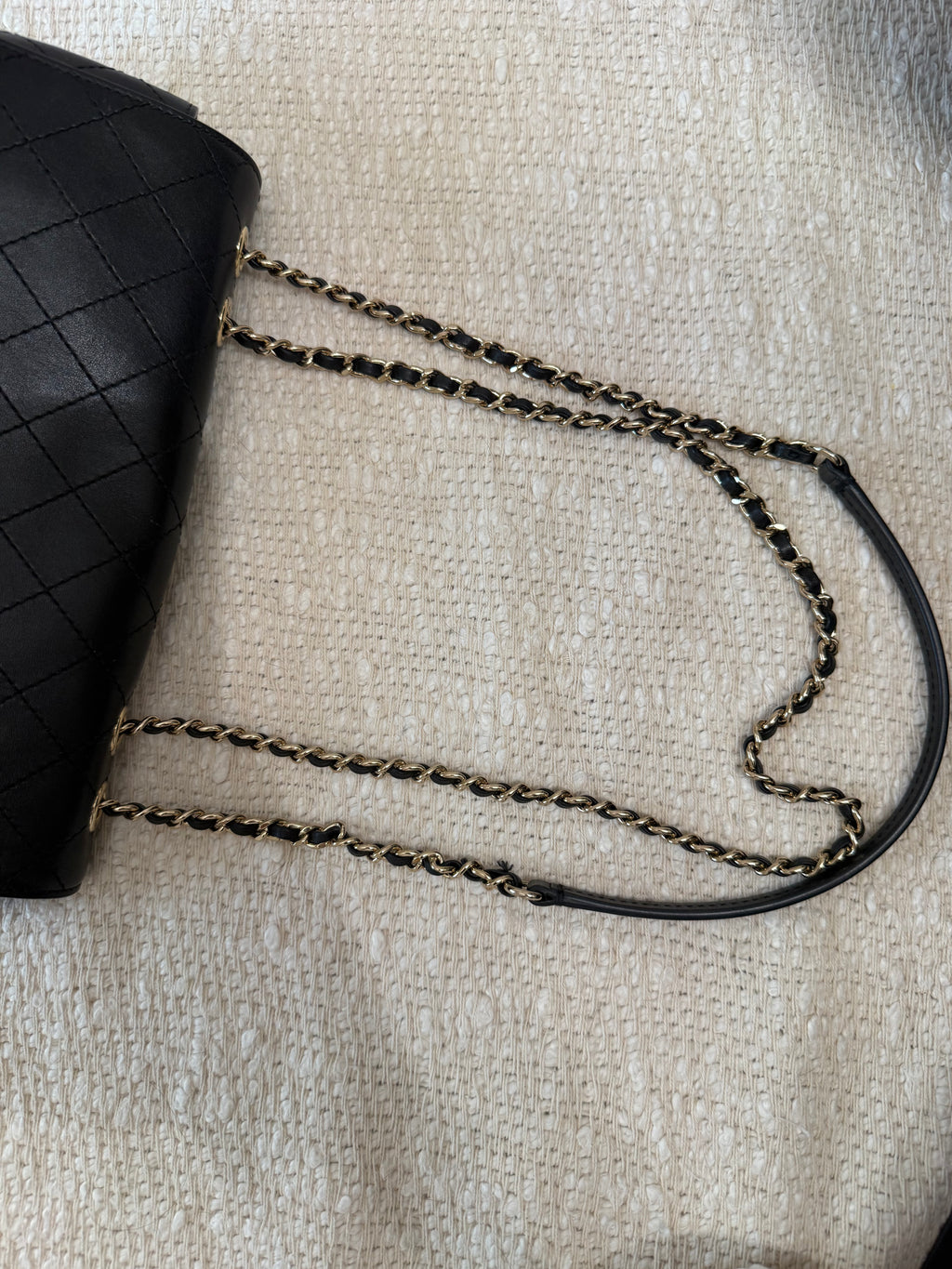 CHANEL Calfskin MEDIUM ALL STITCHED CC FLAP BAG