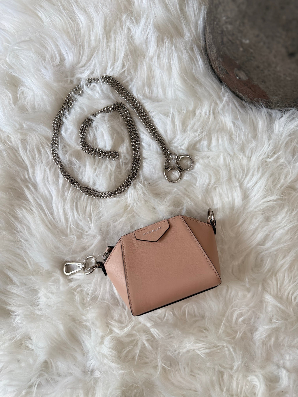 GIVENCHY ANTIGONA NANO BAG