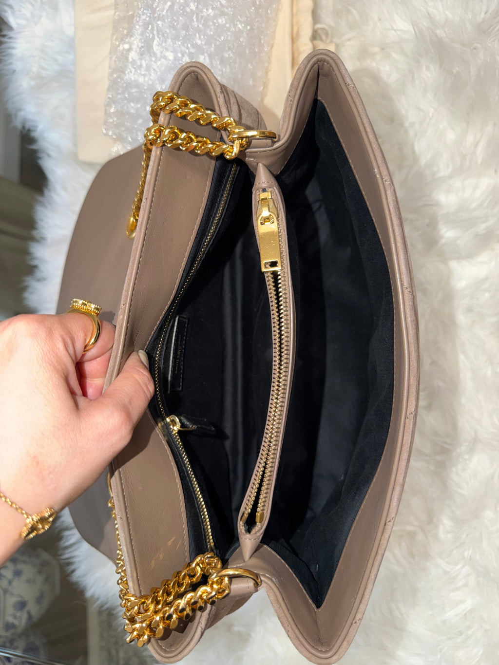 SAINT LAURENT LOULOU QUILTED SUEDE MEDIUM ENVELOPE BAG