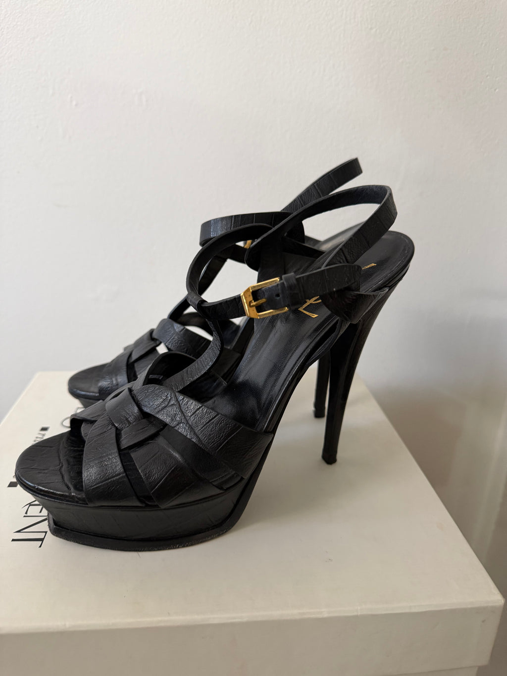 Saint Laurent Gorgeous YSL Tribute Platform