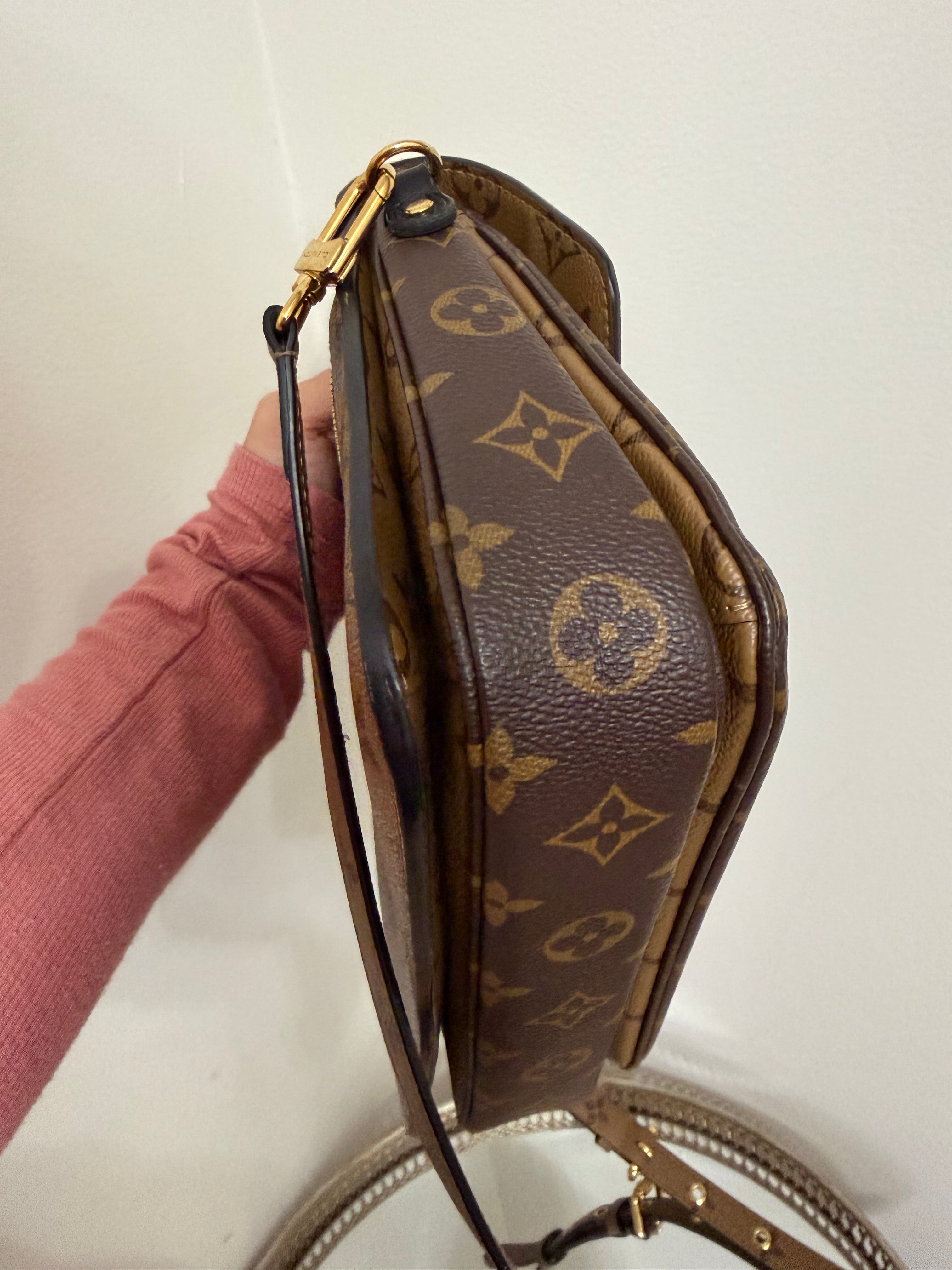 Louis Vuitton REVERSE MONOGRAM METIS