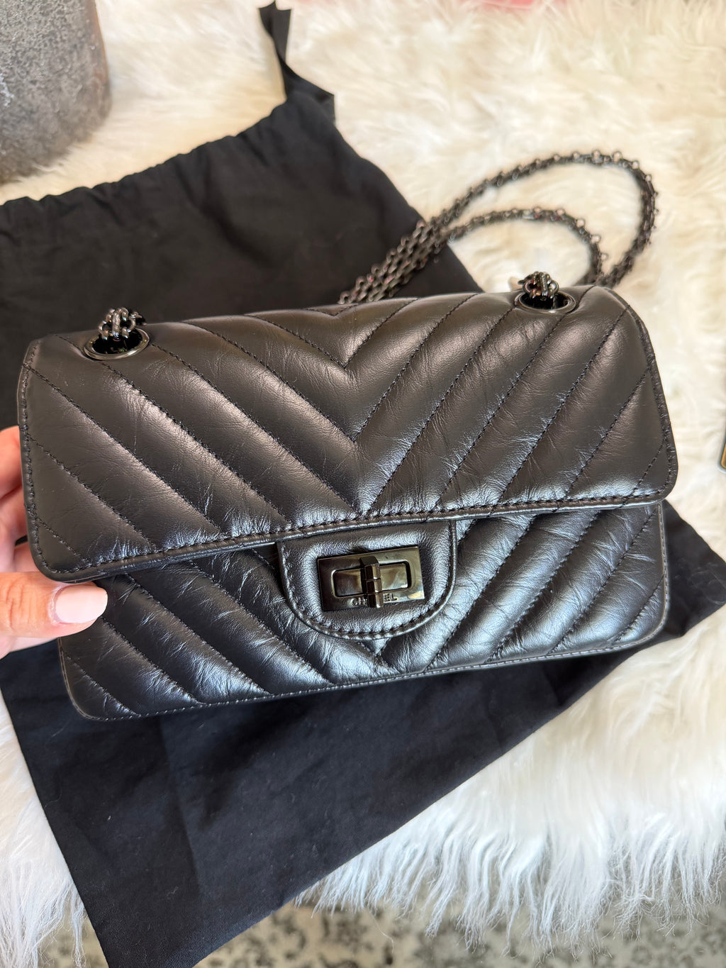 CHANEL SO BLACK REISSUE 2.55 FLAP CHEVRON AGED CALFSKIN