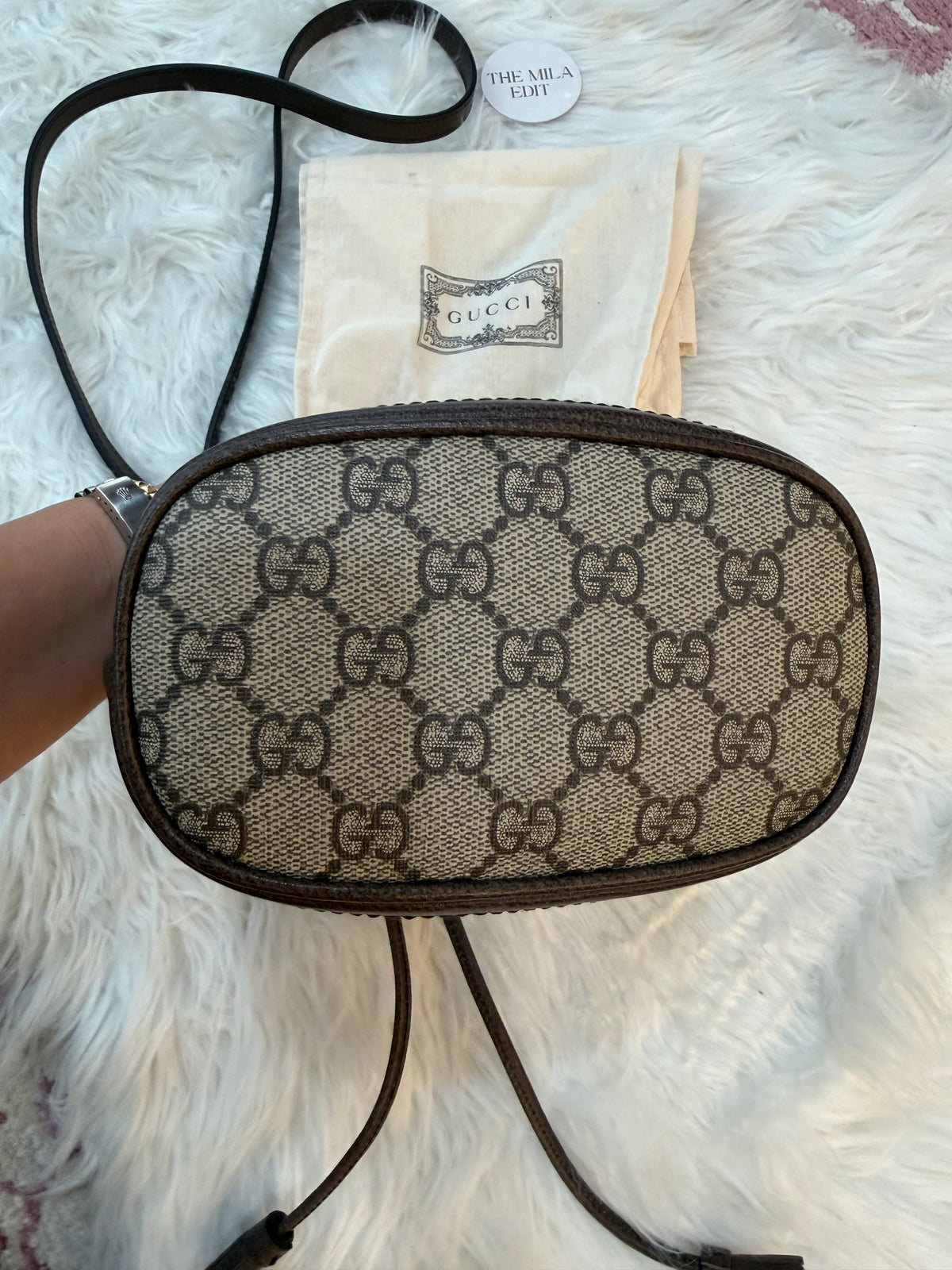 GUCCI OPHIDIA MINI GG SUPREME BUCKET BAG
