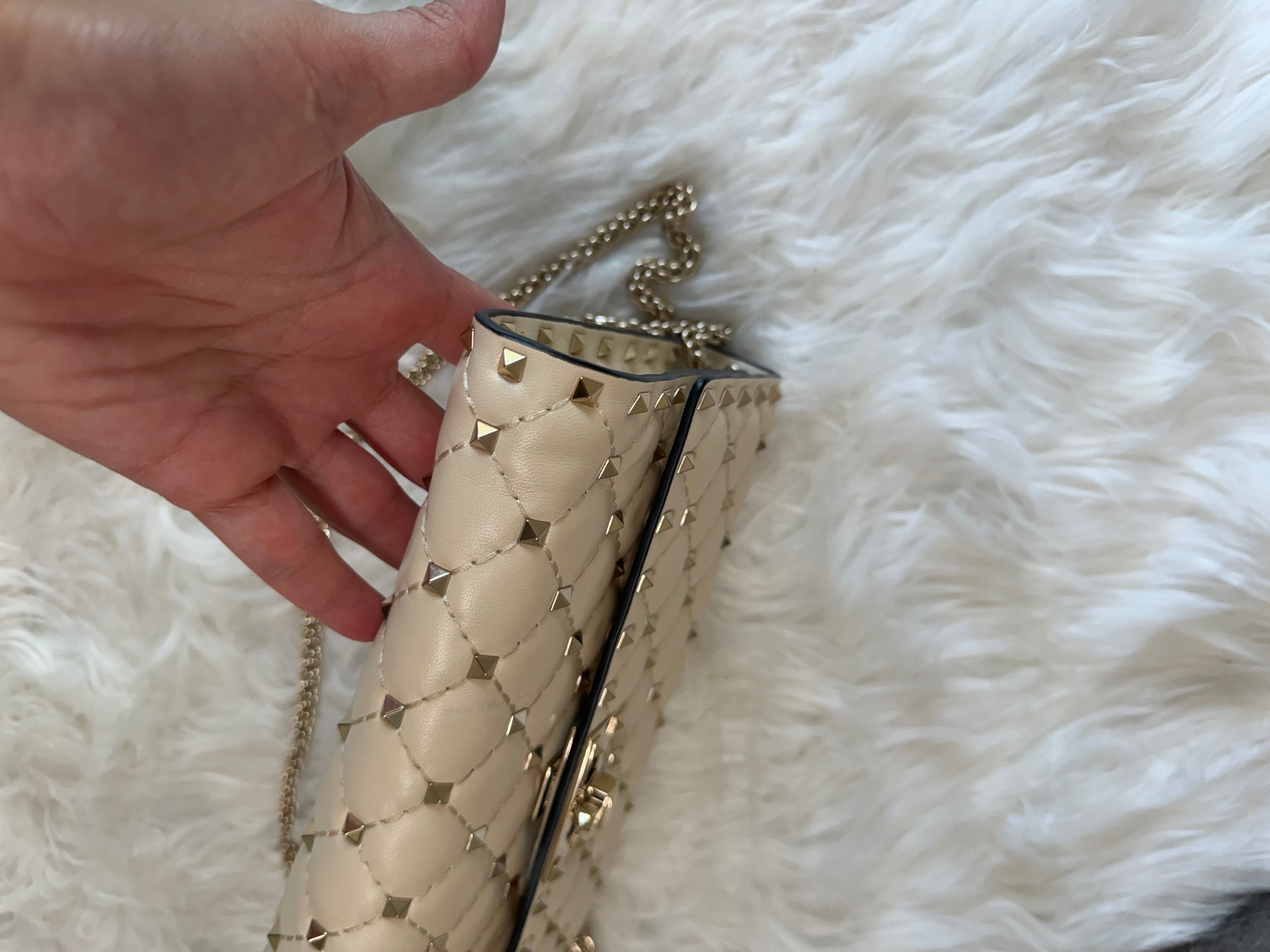 VALENTINO GARAVANI ROCKSTUD SPIKE BAG