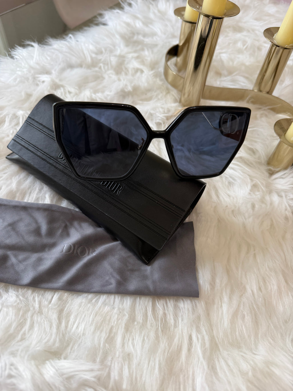 CHRISTIAN DIOR 30 MONTAIGNE IN BLACK