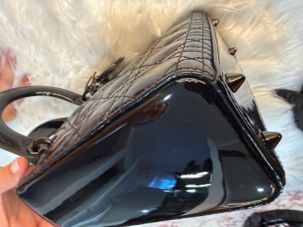 CHRISTIAN DIOR LADY DIOR SMALL BAG IN BLACK ON BLACK PATENT LEATHER