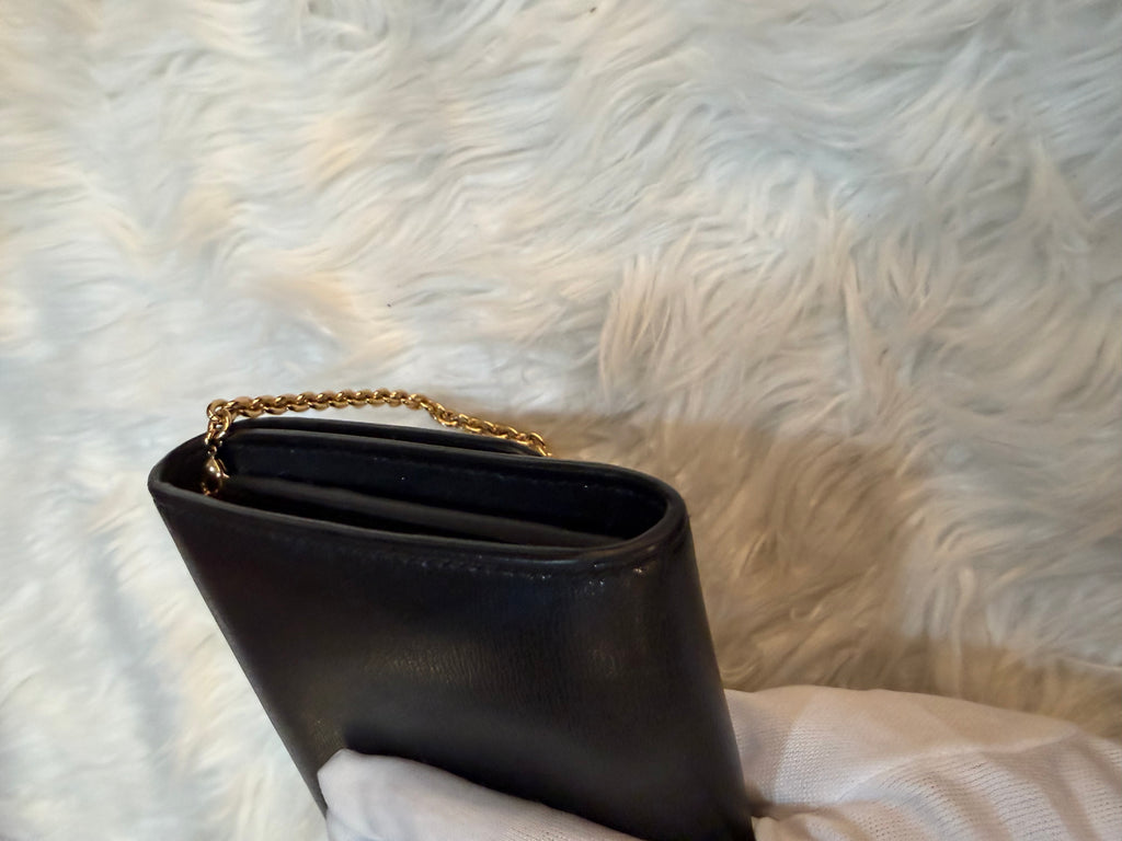 SALVATORE FERRAGAMO WALLET ON CHAIN