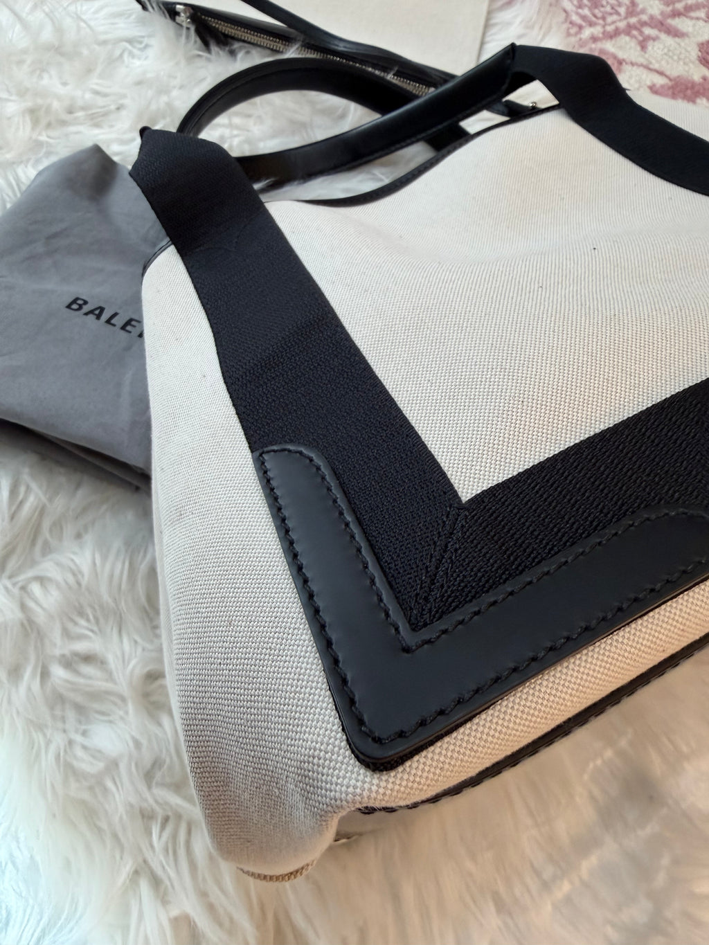 BALENCIAGA CABAS SMALL TOTE BAG