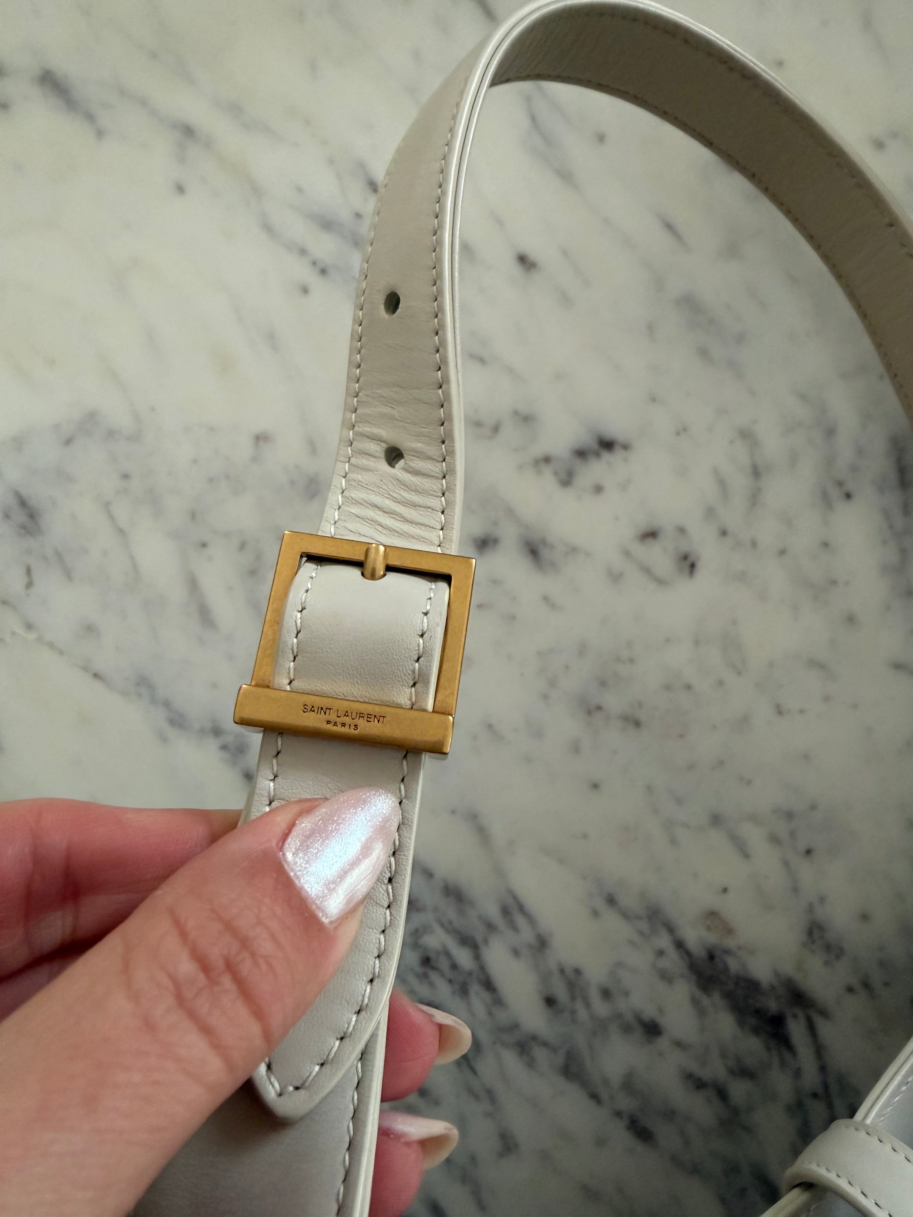 SAINT LAURENT 5 A 7 SHOULDER BAG
