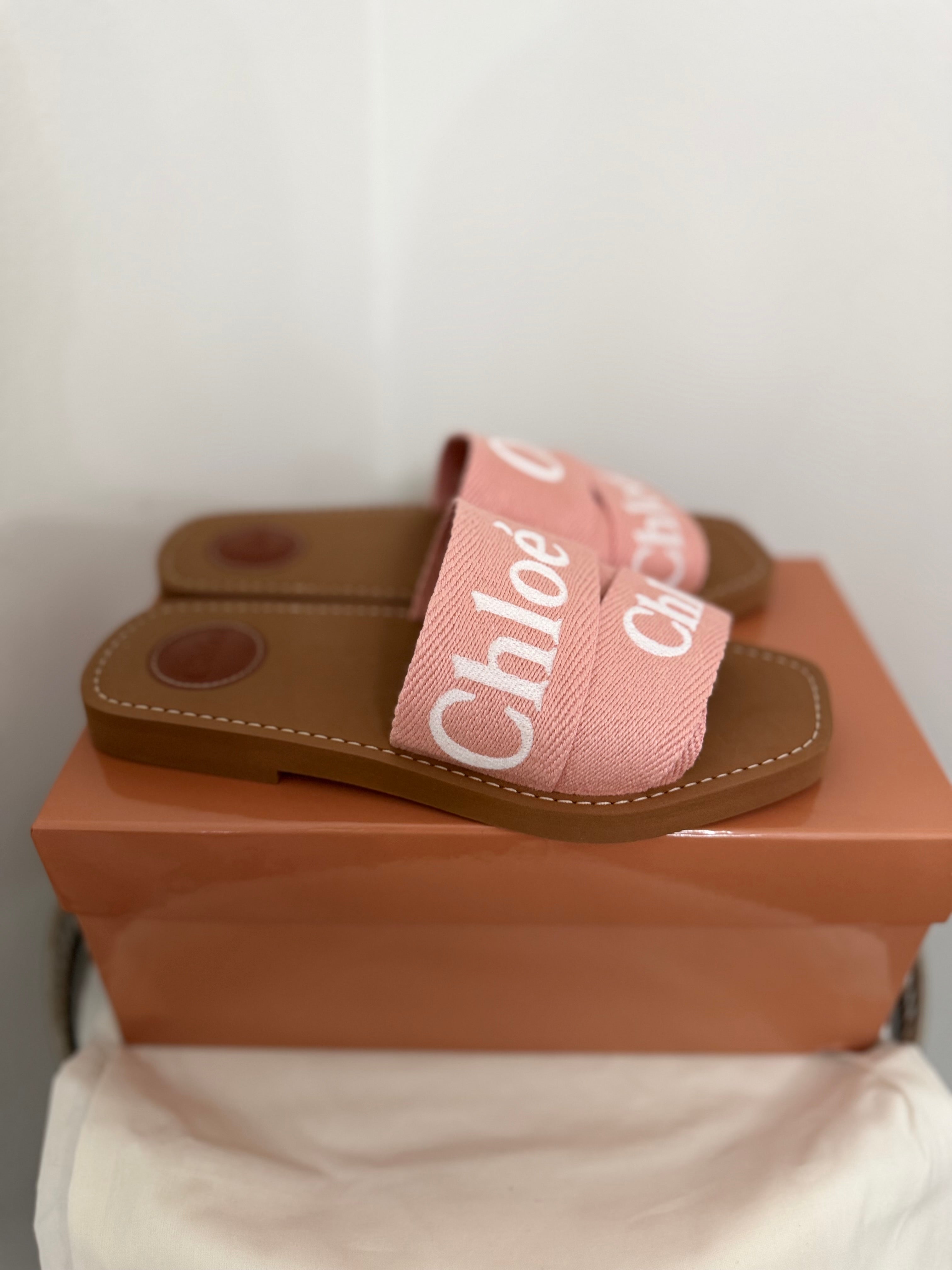 CHLOE LOGO STRAP SLIDE