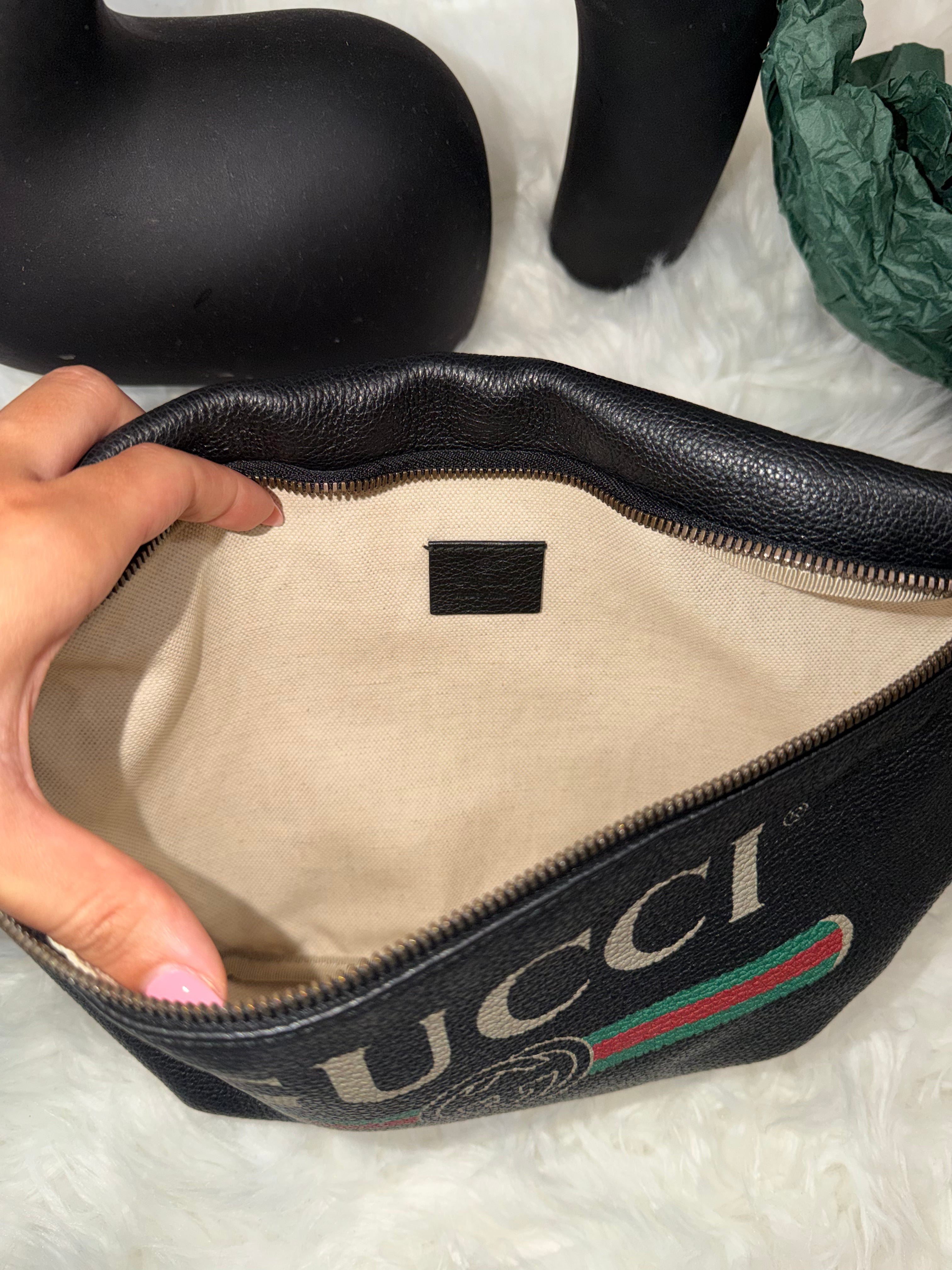 GUCCI GRAINED CALFSKIN LEATHER LOGO PRINT BELT BAG